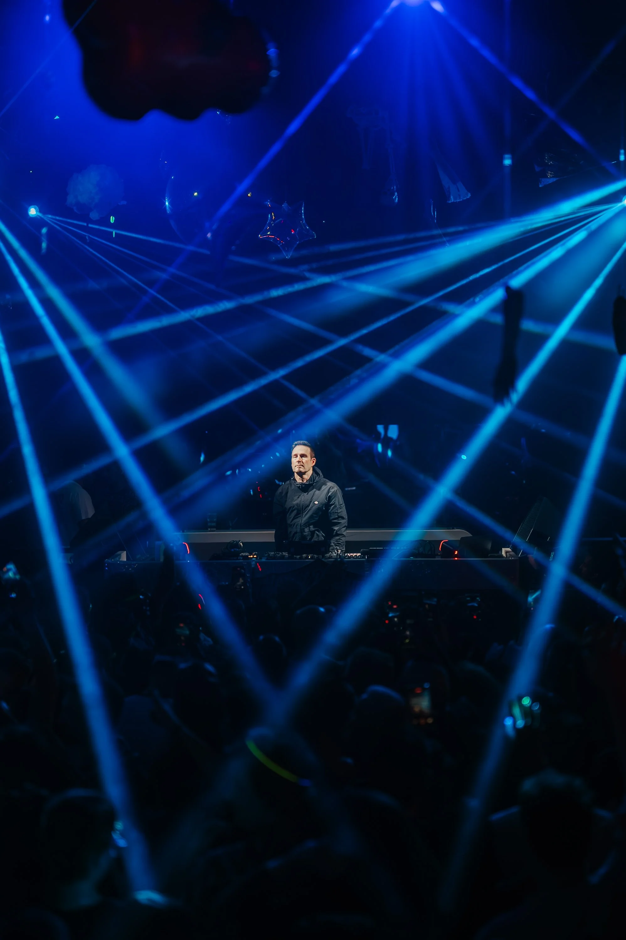 Darude-Celebs-Timothy_Nguyen-20251101 (17 of 136).jpg