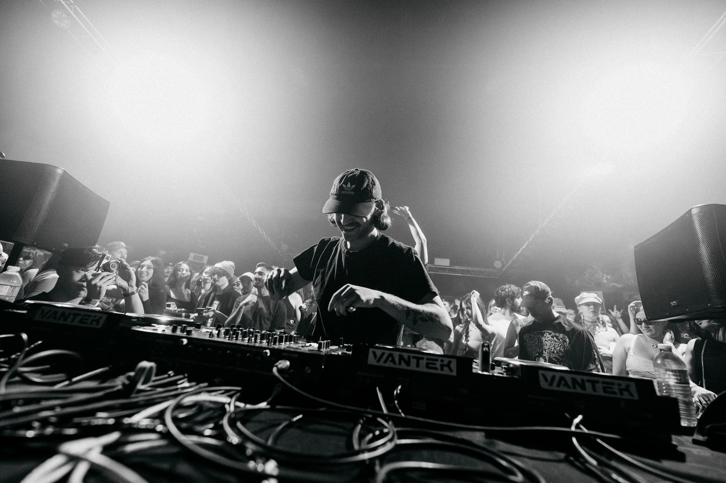 Lyny-Industrial-Timothy_Nguyen-20251114 (48 of 76).jpg