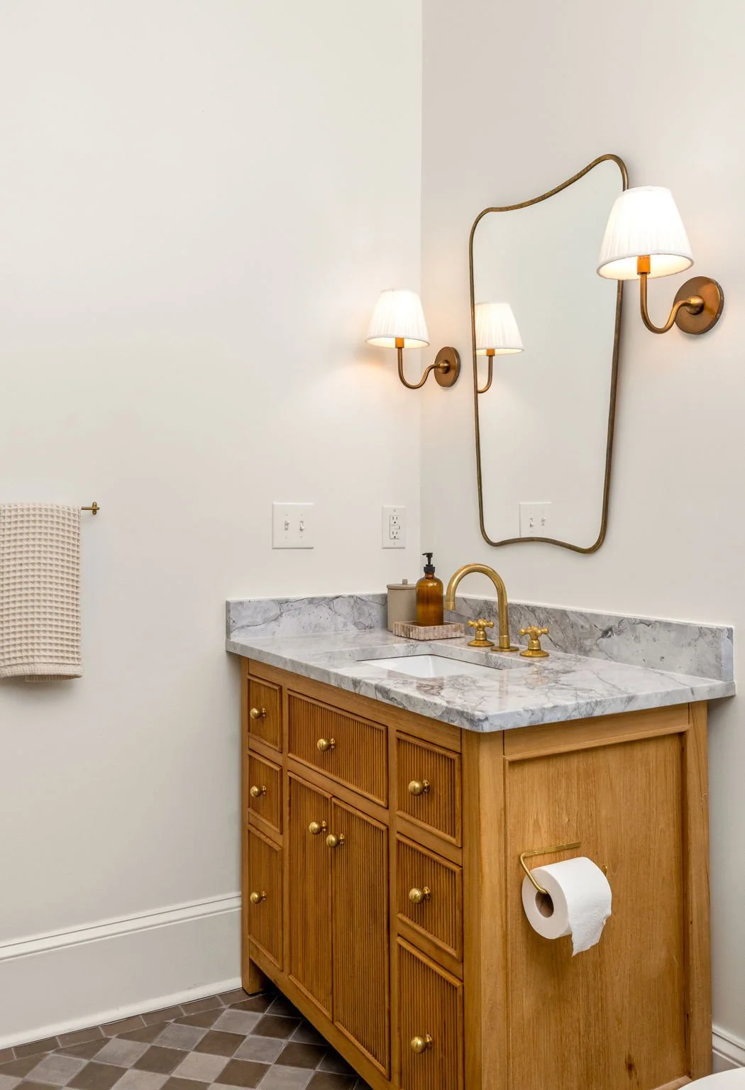 47-web-or-mls-20251010_345clifford_lioy185 (1).jpg