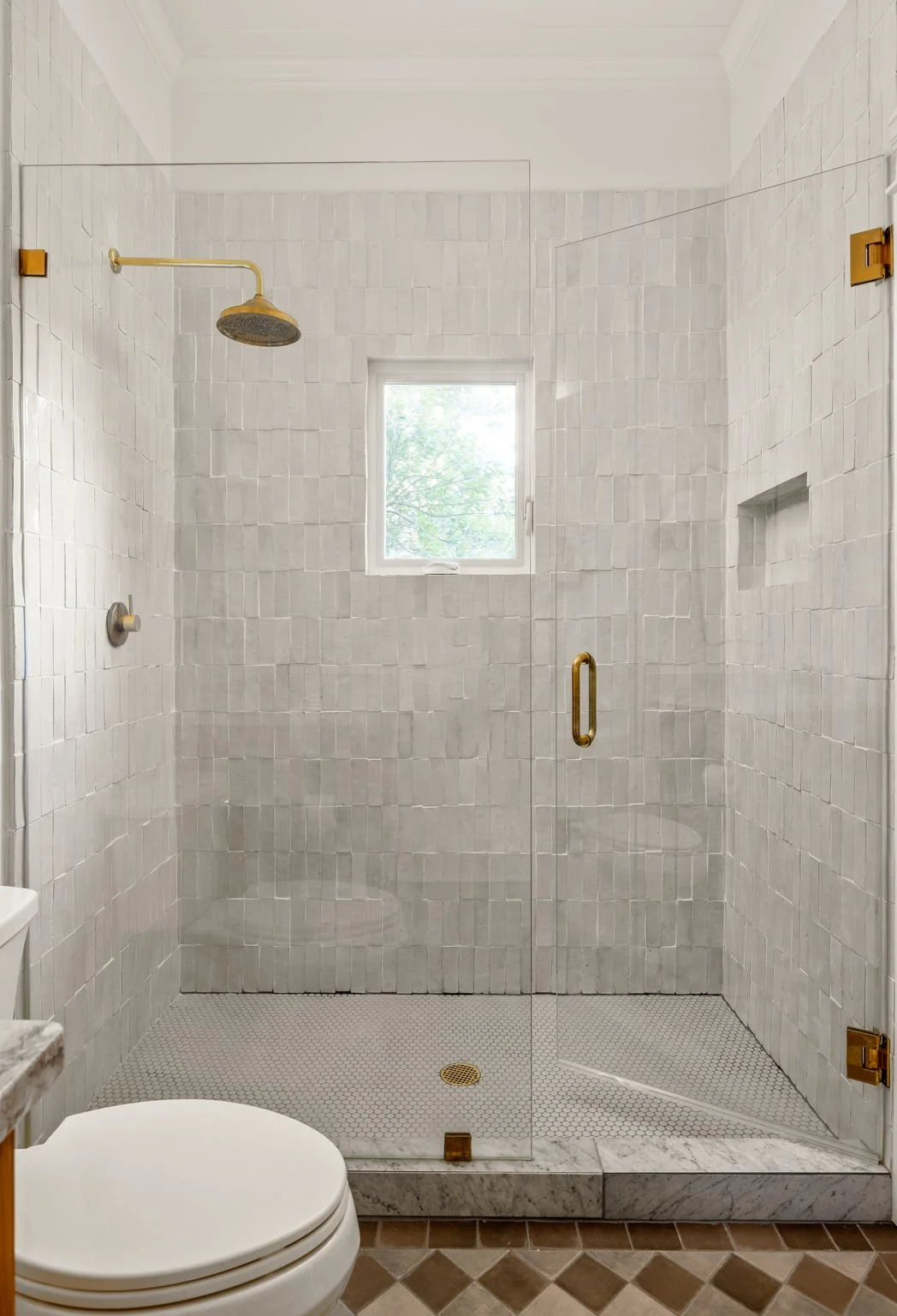 48-web-or-mls-20251010_345clifford_lioy187 (1).jpg