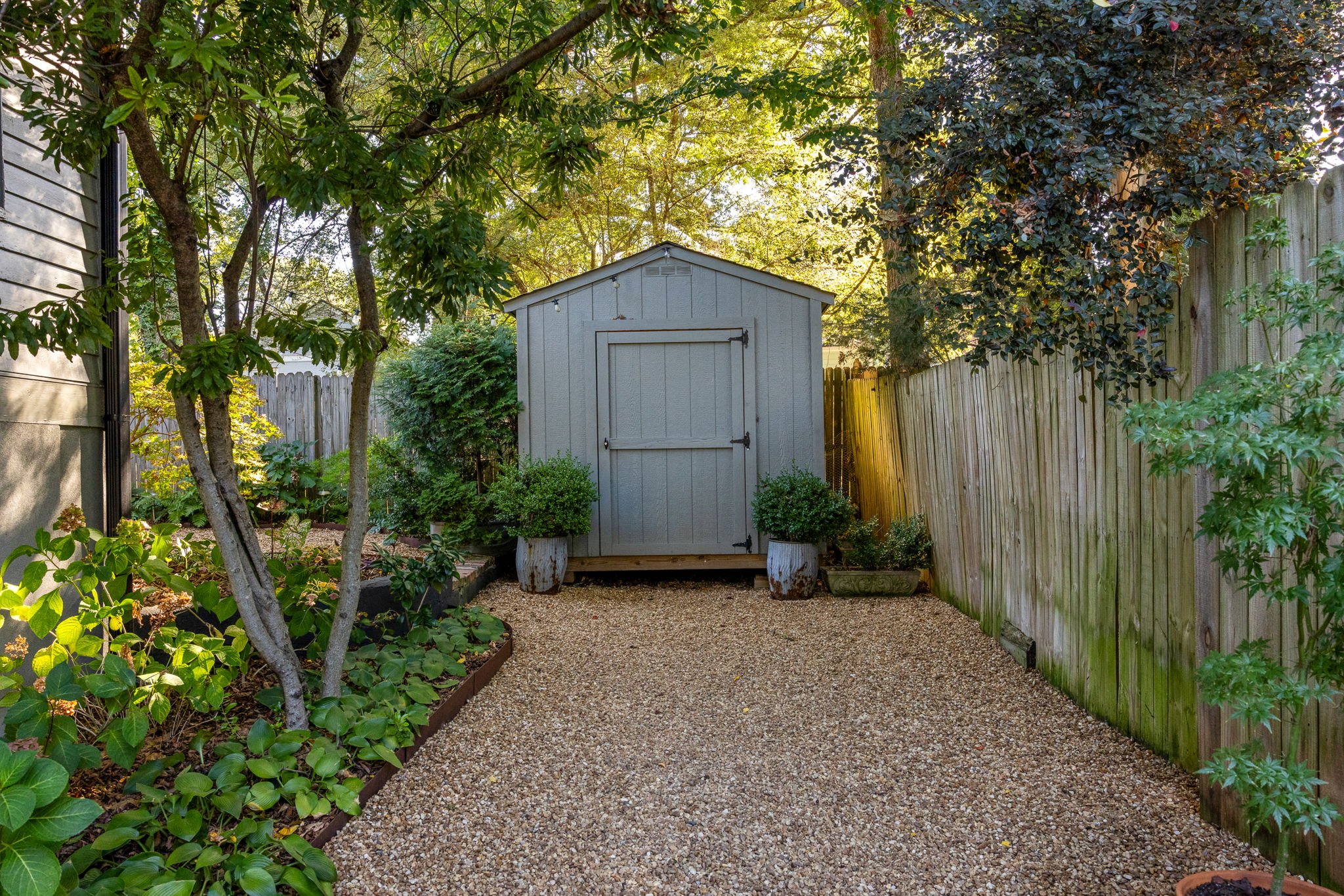 23-web-or-mls-20251010_345clifford_lioy106 (1).jpg