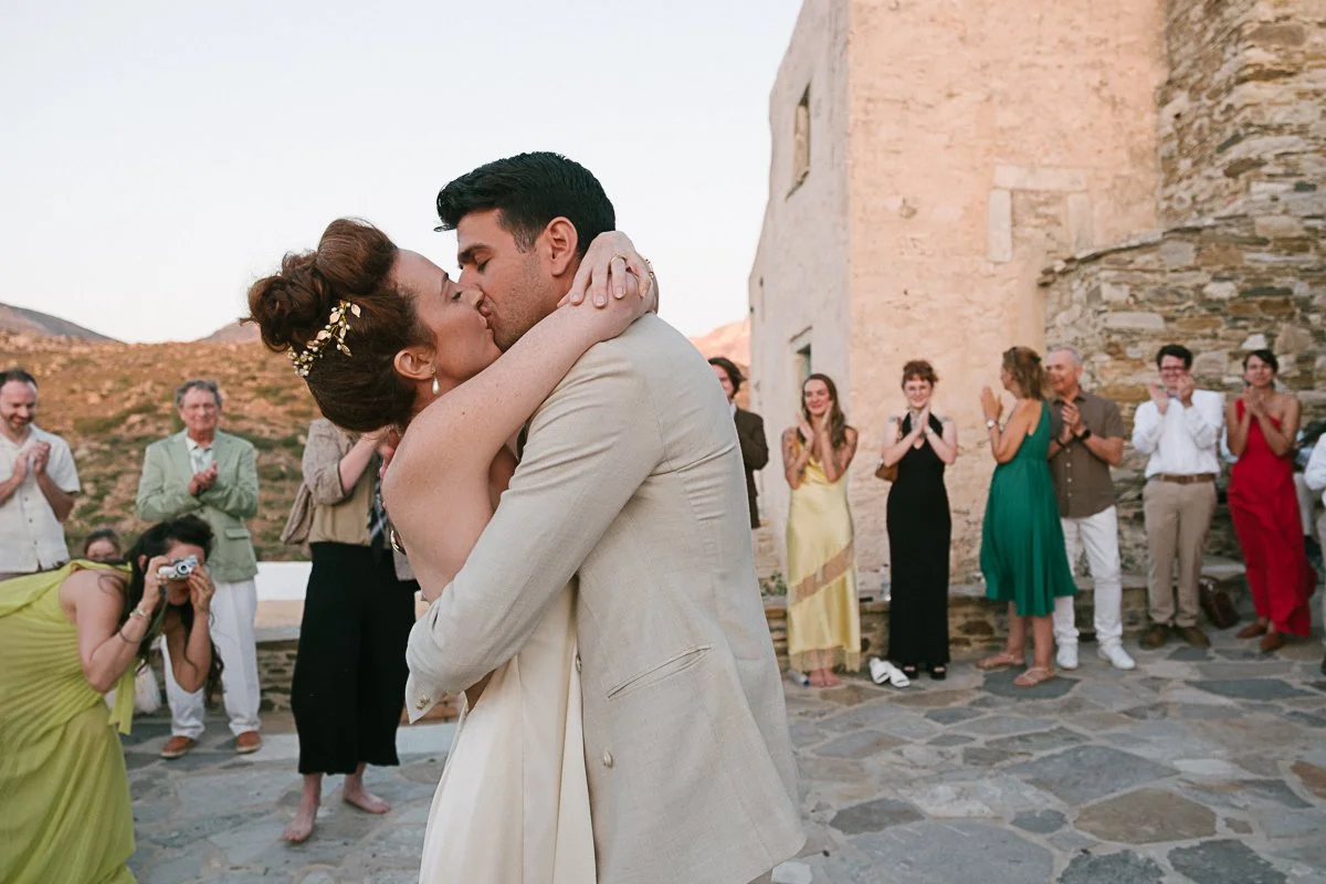 Naxos Wedding Photographer: An Artistic Guide to Kambones 1615 for New York Couples
