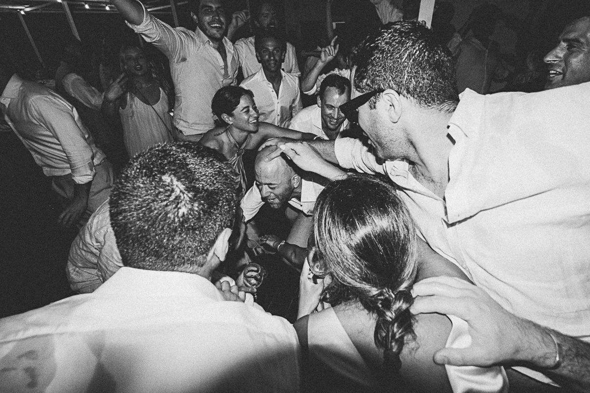 2025 web bw Folegandros Wedding Amy Nikolas-38.jpg