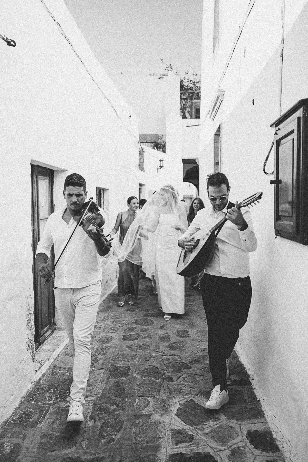 2025 web bw Patmos Wedding Bella Stiven-10.jpg