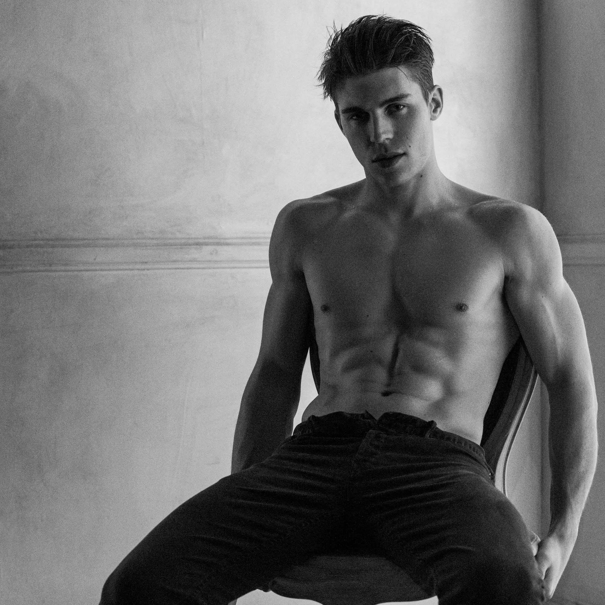 Nolan-Funk-Portrait-by-Stephen-Busken_01.JPG