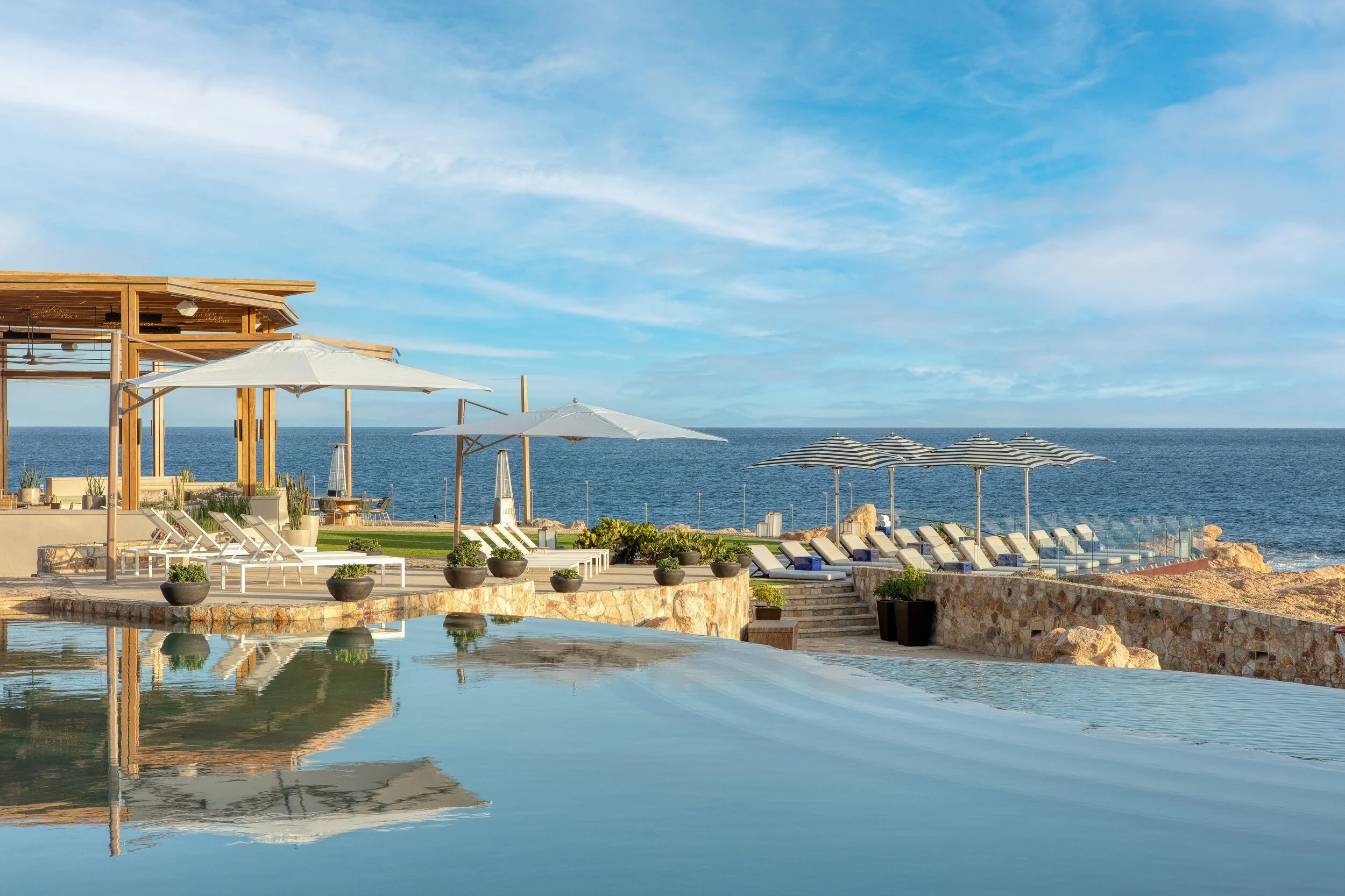 maravilla-los-cabos-infinity-pool-reflection-pavilion-ocean.jpg