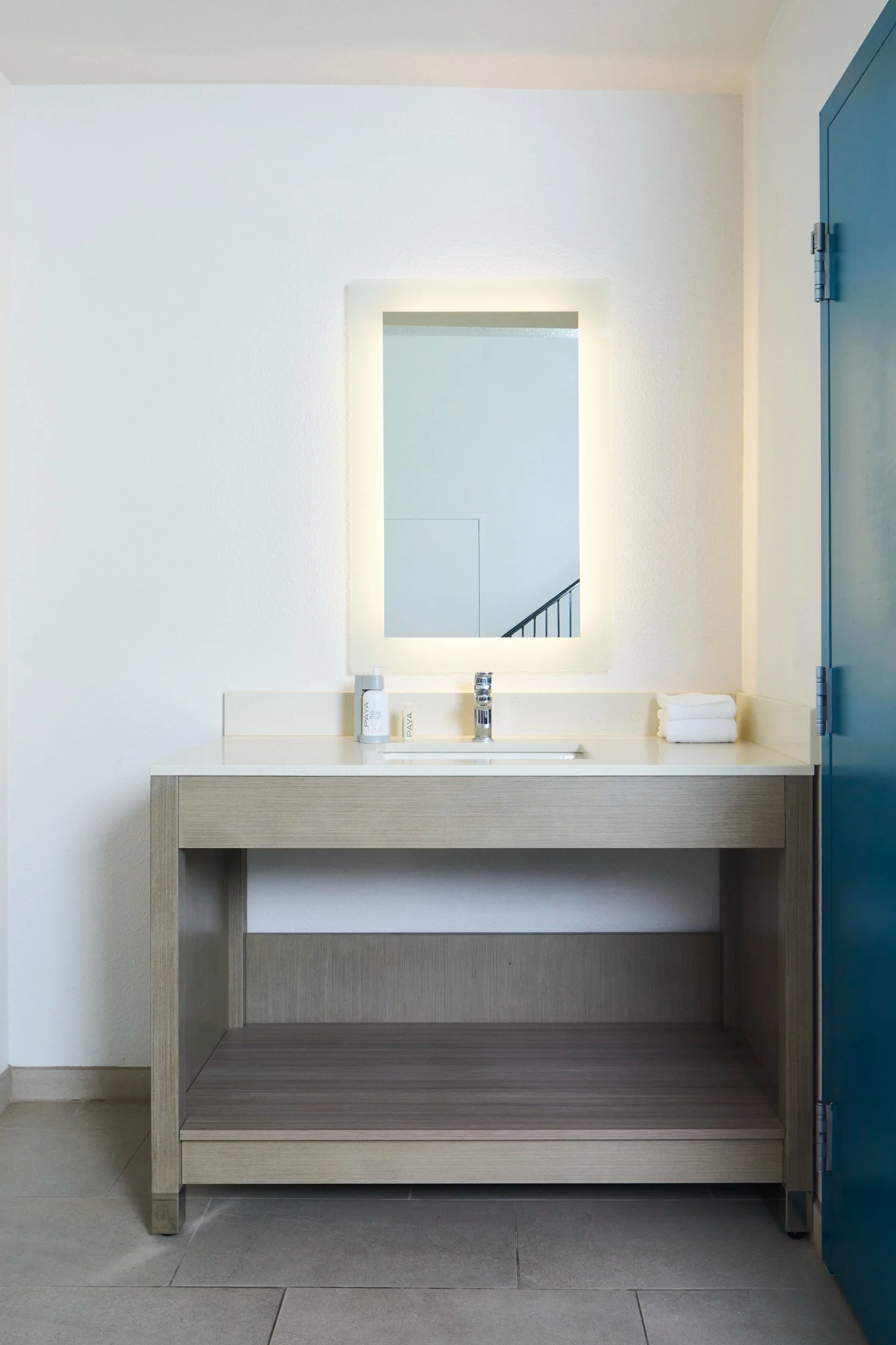 LHI_RM200LOFT_0695.JPG