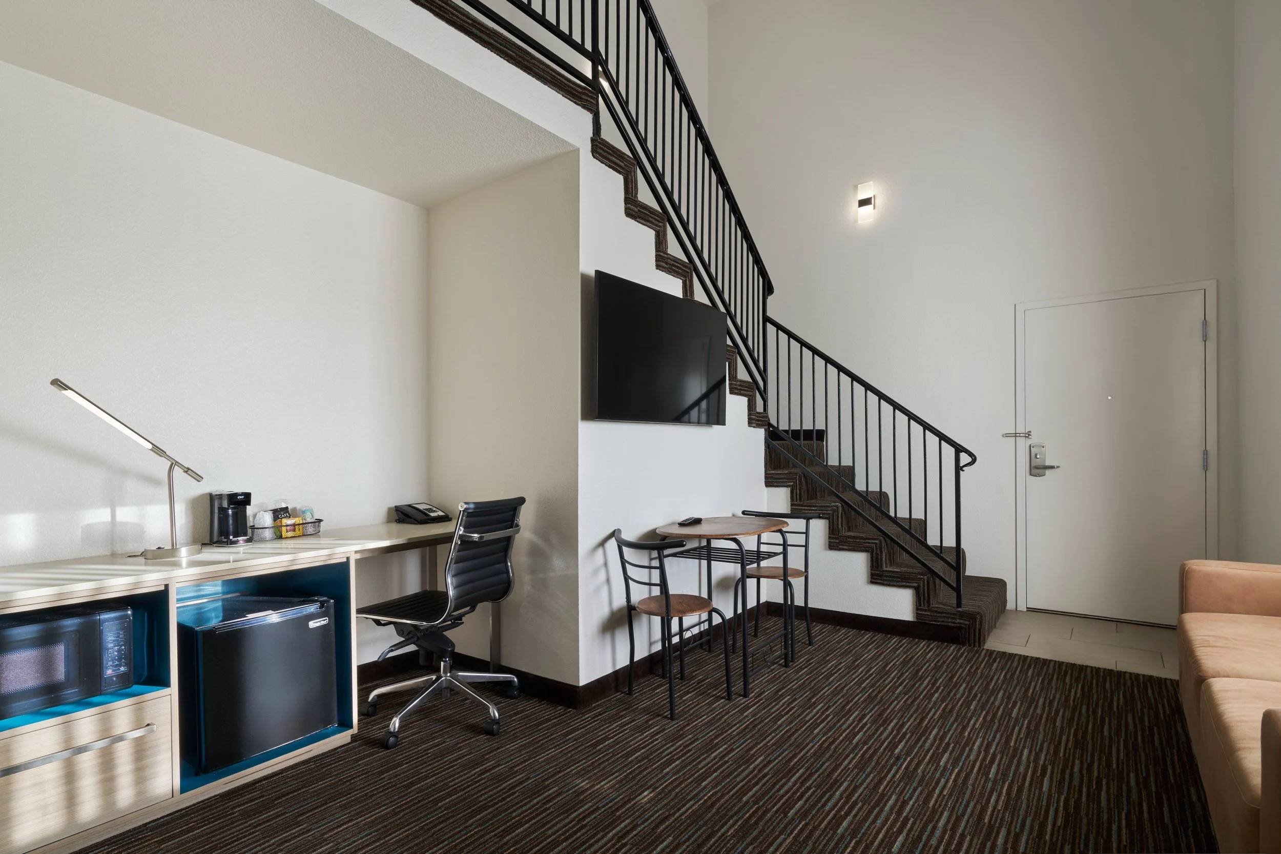 LHI_RM200LOFT_0735_HDR.JPG