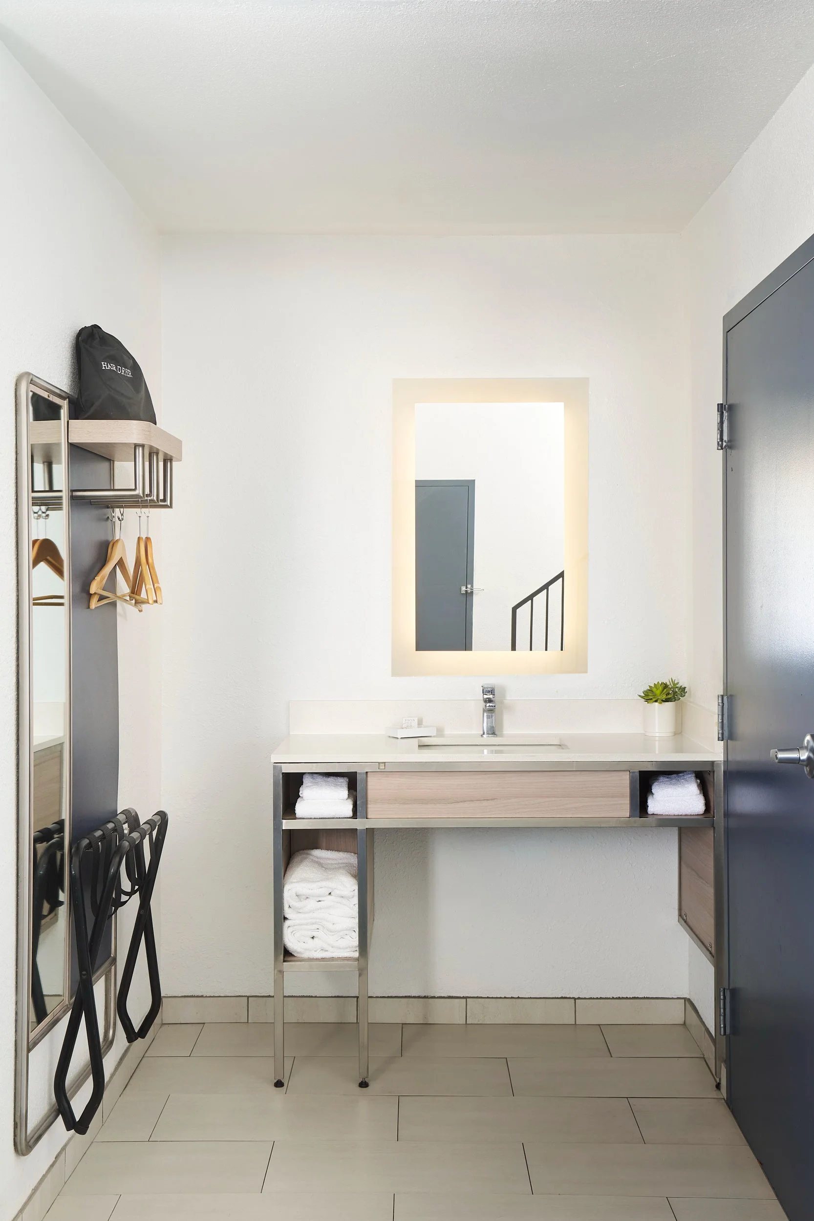 OGI_LOFT201_0049_HDR.JPG