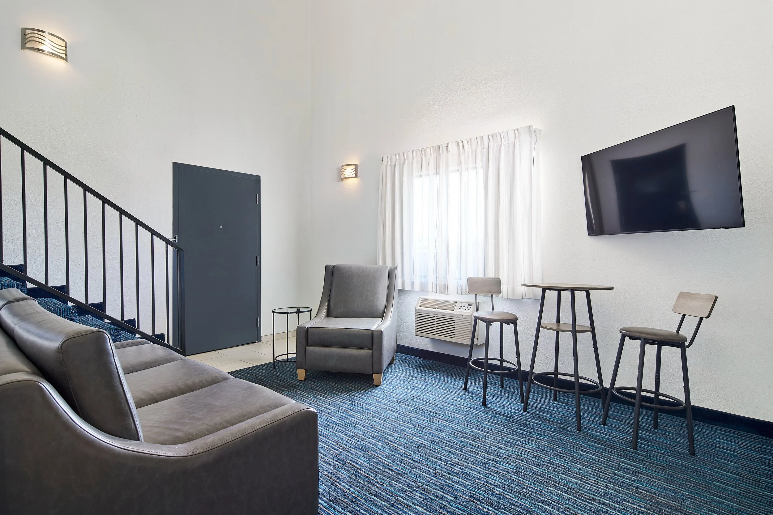 OGI_LOFT201_0088_HDR.JPG