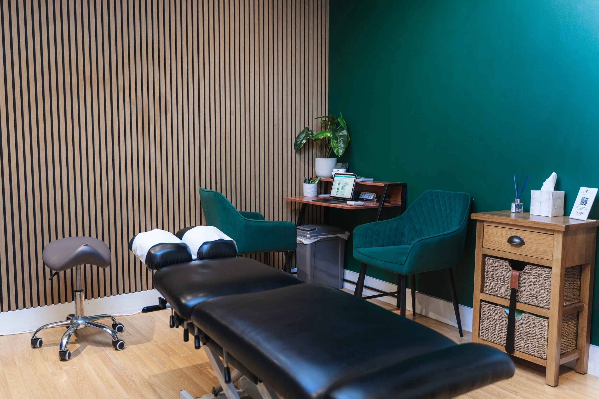 Image of treatment room.jpg