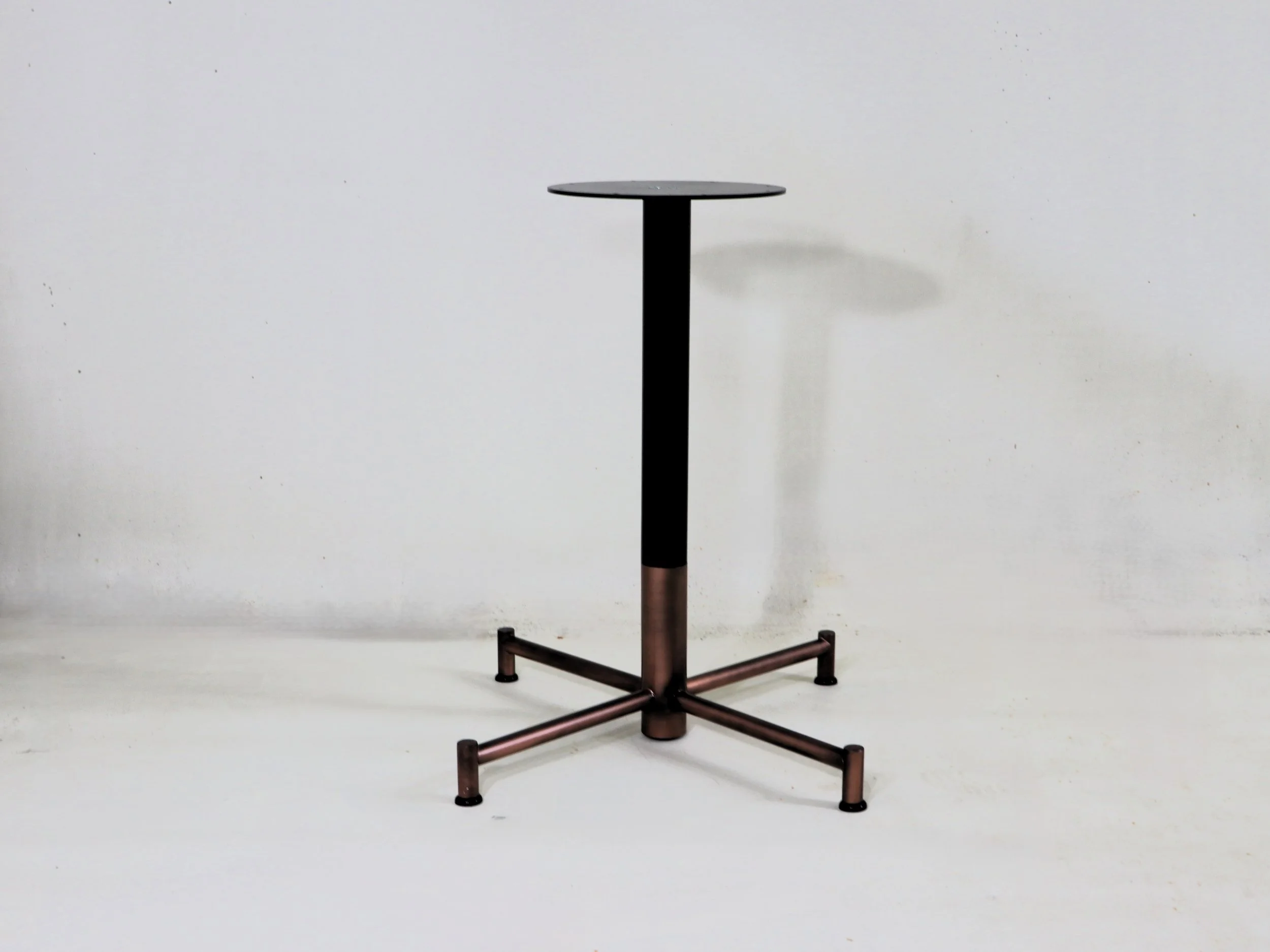 Mod. ST 4240 Kreuzfußausleger