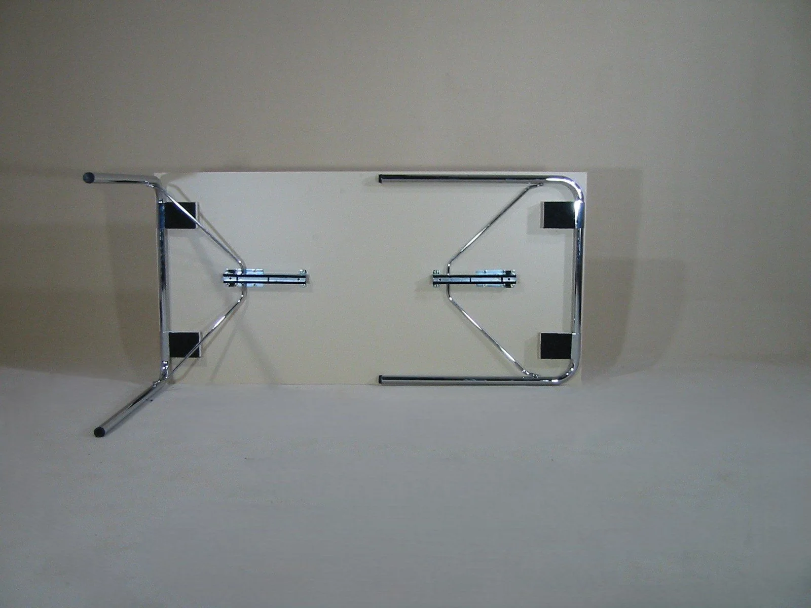 Mod. KT 01  Untenansicht