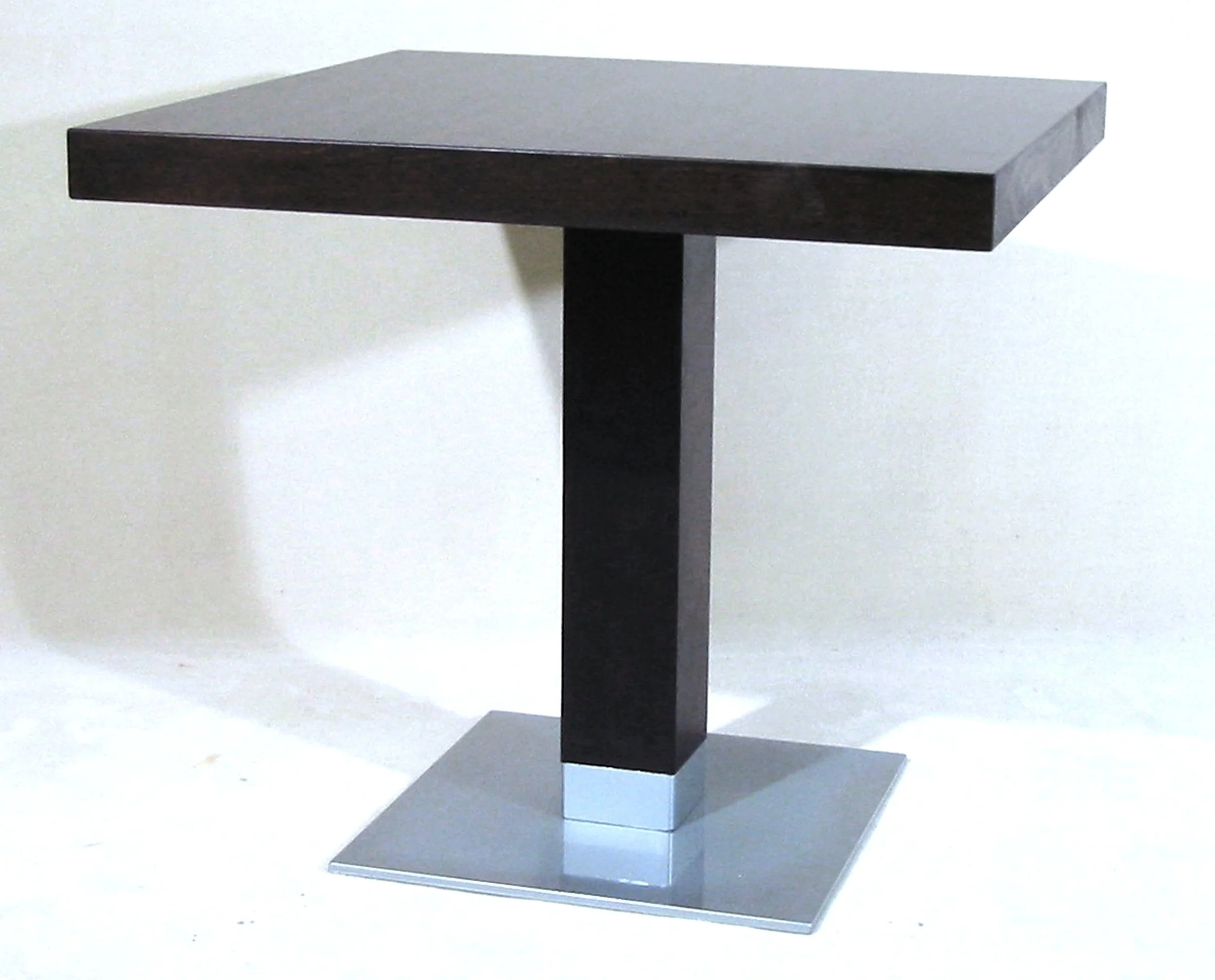 Mod. ST 4011 mit quadratischer Holzsäule und Manchette