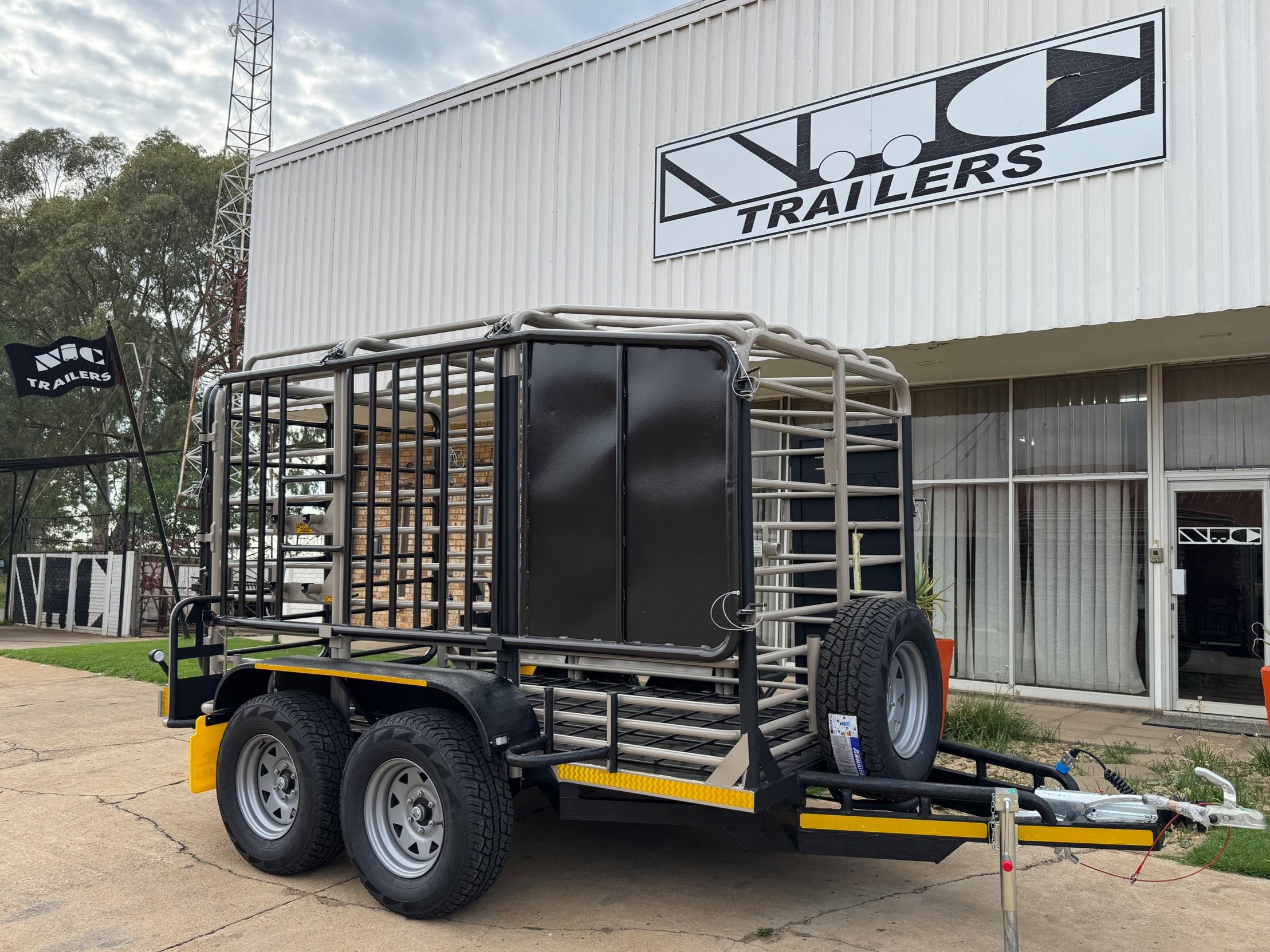 A livestock trailer with dual wheels