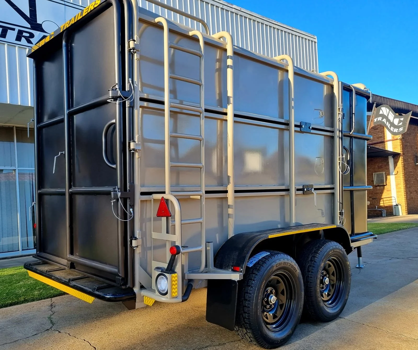 Game trailer / wildswa / wildstrailer