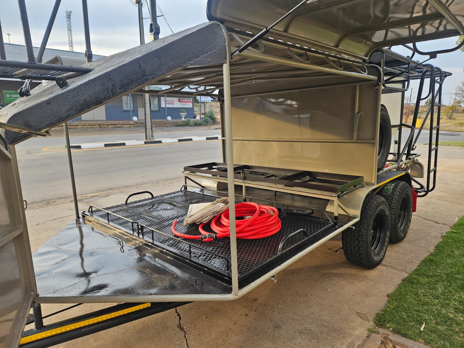 WhatsApp Image 2025-08-26 at 15.15.31 (3).jpeg