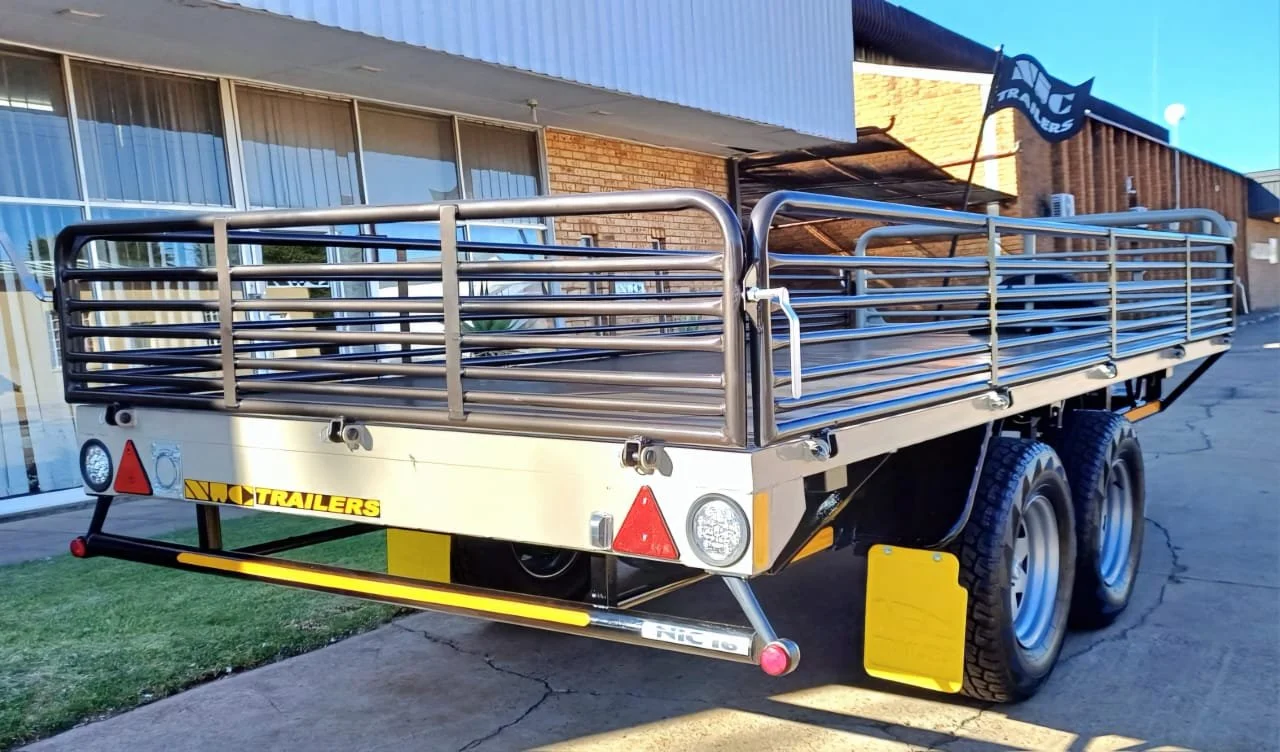 WhatsApp Image 2025-09-30 at 13.33.04 (1).jpeg