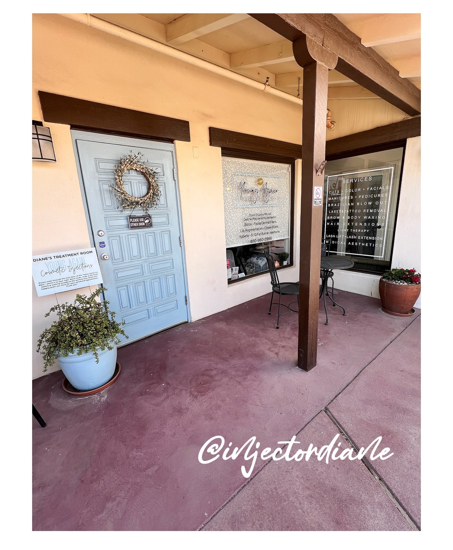 The Real 🤩
Young Again Cosmetic  Injections 
Old Town Scottsdale, Arizona 
in the middle of the Fine Art&rsquo;s 
District! 

#youngagaincosmeticinjections