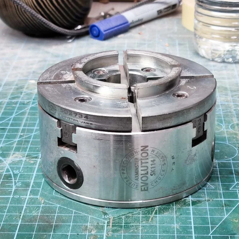 Axminster SK114 Chuck M33