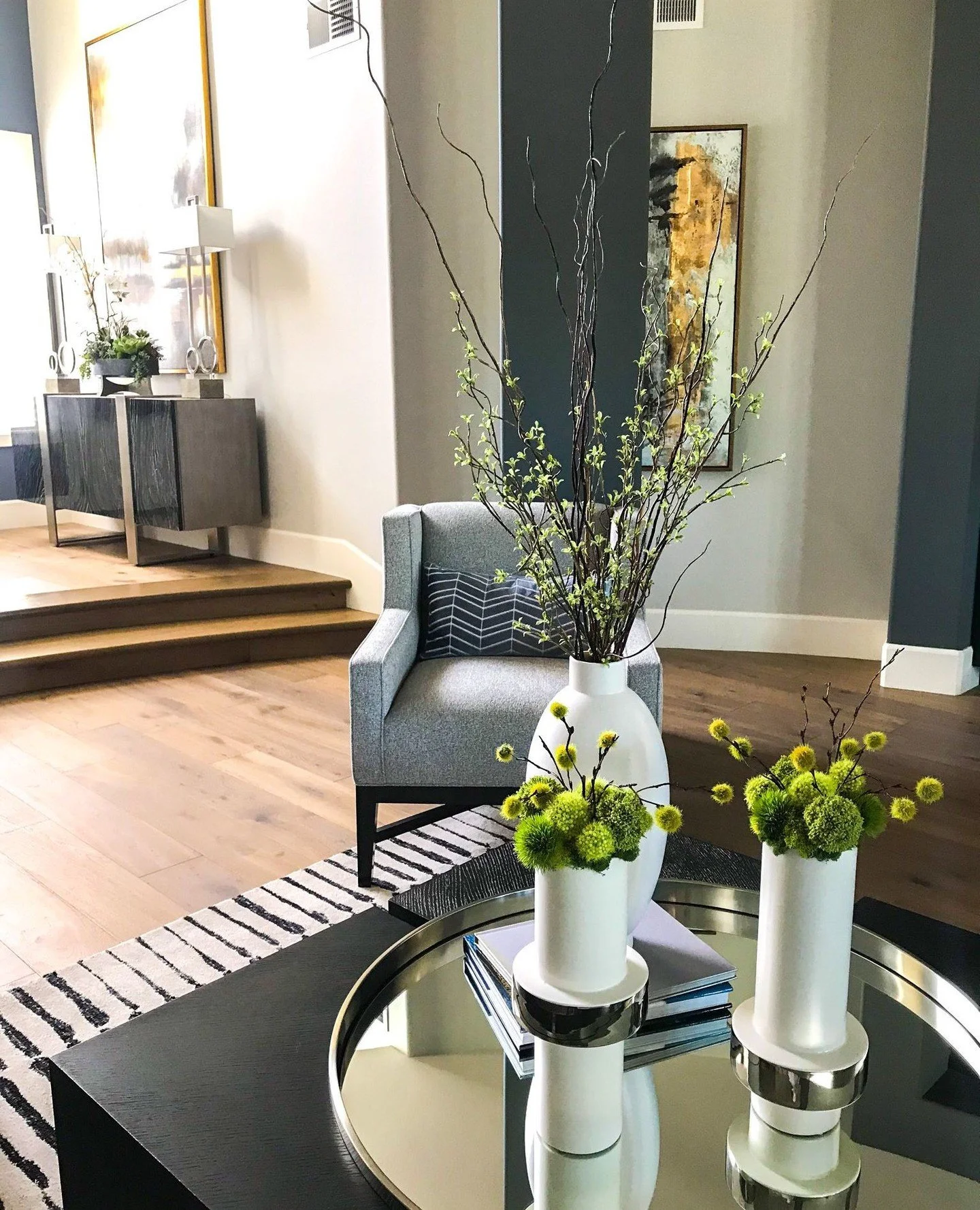 All eyes on the centerpiece &mdash; organic form, timeless elegance, and just the right touch of drama.⁠
.⁠
.⁠
.⁠
.⁠
#InteriorDesign #HomeDecor #InteriorInspo #HomeInspiration #DesignLife #InteriorStyling #HomeStyle #ModernInteriors #InteriorArchitec