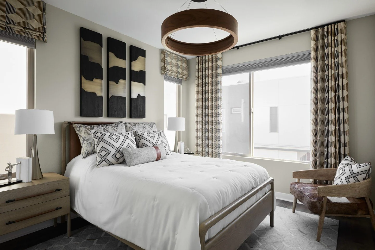 Neutrals, but layered properly. 🤎⁠
.⁠
.⁠
.⁠
.⁠
#InteriorDesign #HomeDecor #InteriorInspo #HomeInspiration #DesignLife #InteriorStyling #HomeStyle #ModernInteriors #InteriorArchitecture #BedroomDesign #LuxuryInteriors #InteriorDecoration #HomeDesigne