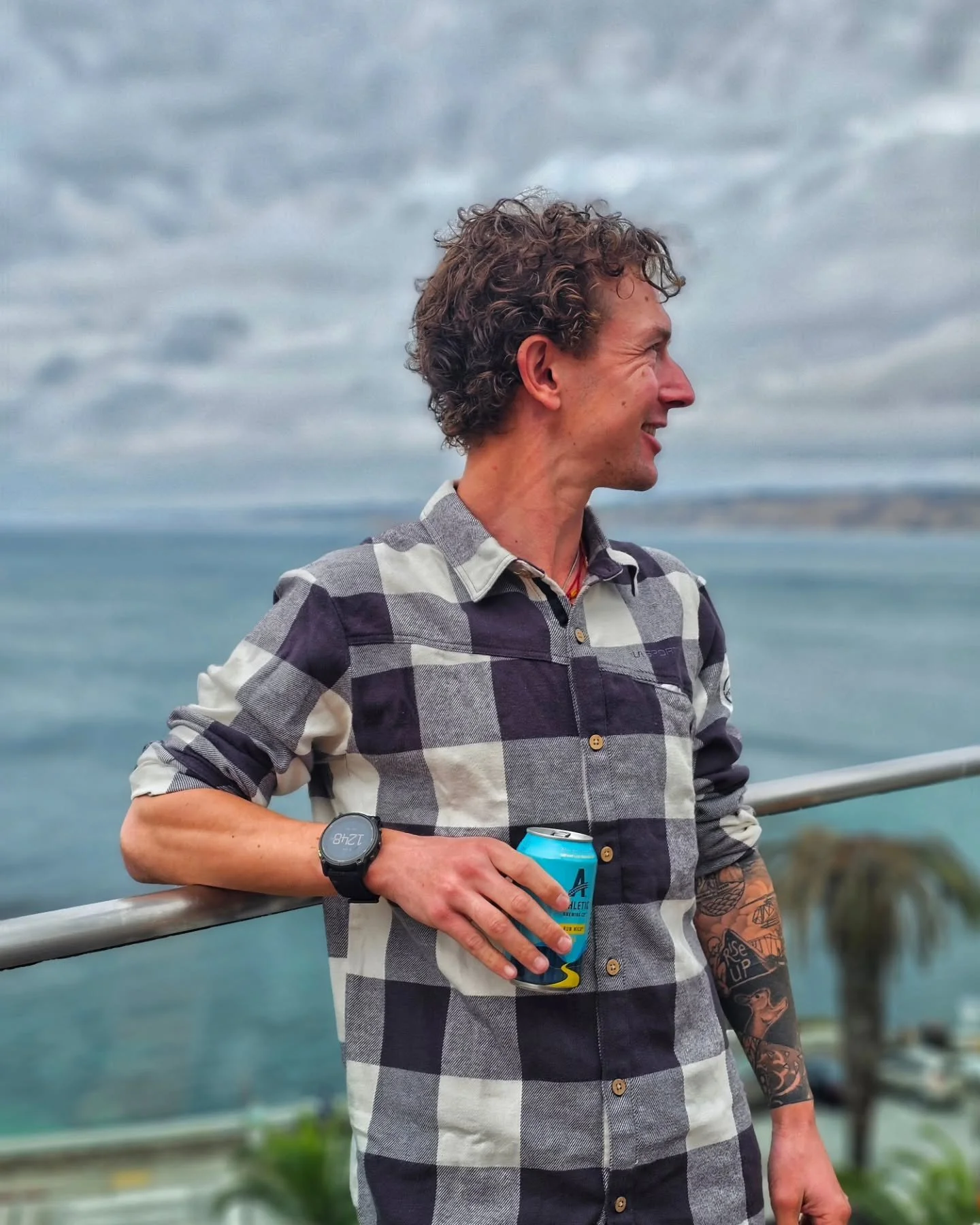 Everest to Ocean. 

It's been a great few weeks of recovery at (literal) sea level! The body and mind definitely appreciate all the oxygen.

Grateful for lots of family, great food, and, of course, plenty @athleticbrewing brews as I begin to ease bac