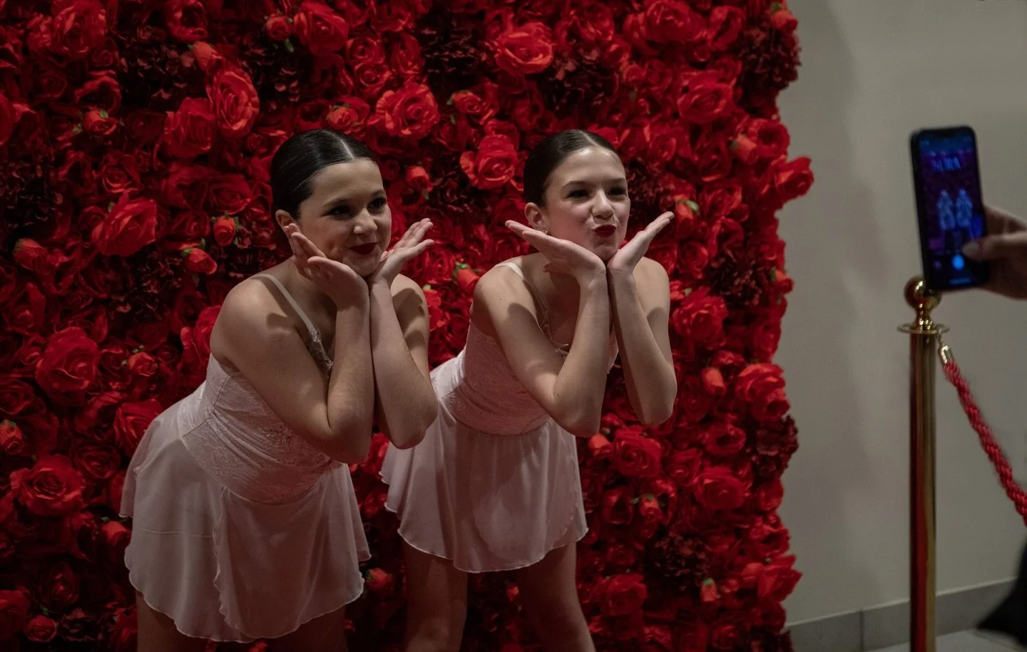 💕SHOW YOUR LOVE FOR DANCE WEEK! 💕

Feb 7&ndash;13| Wear red or pink to class this week and let&rsquo;s spread the love at Aura! 

✨ Don&rsquo;t forget to snap a pic at our photo wall and tag us so we can share!
📸 @aura__dancestudio

#AuraDanceStud