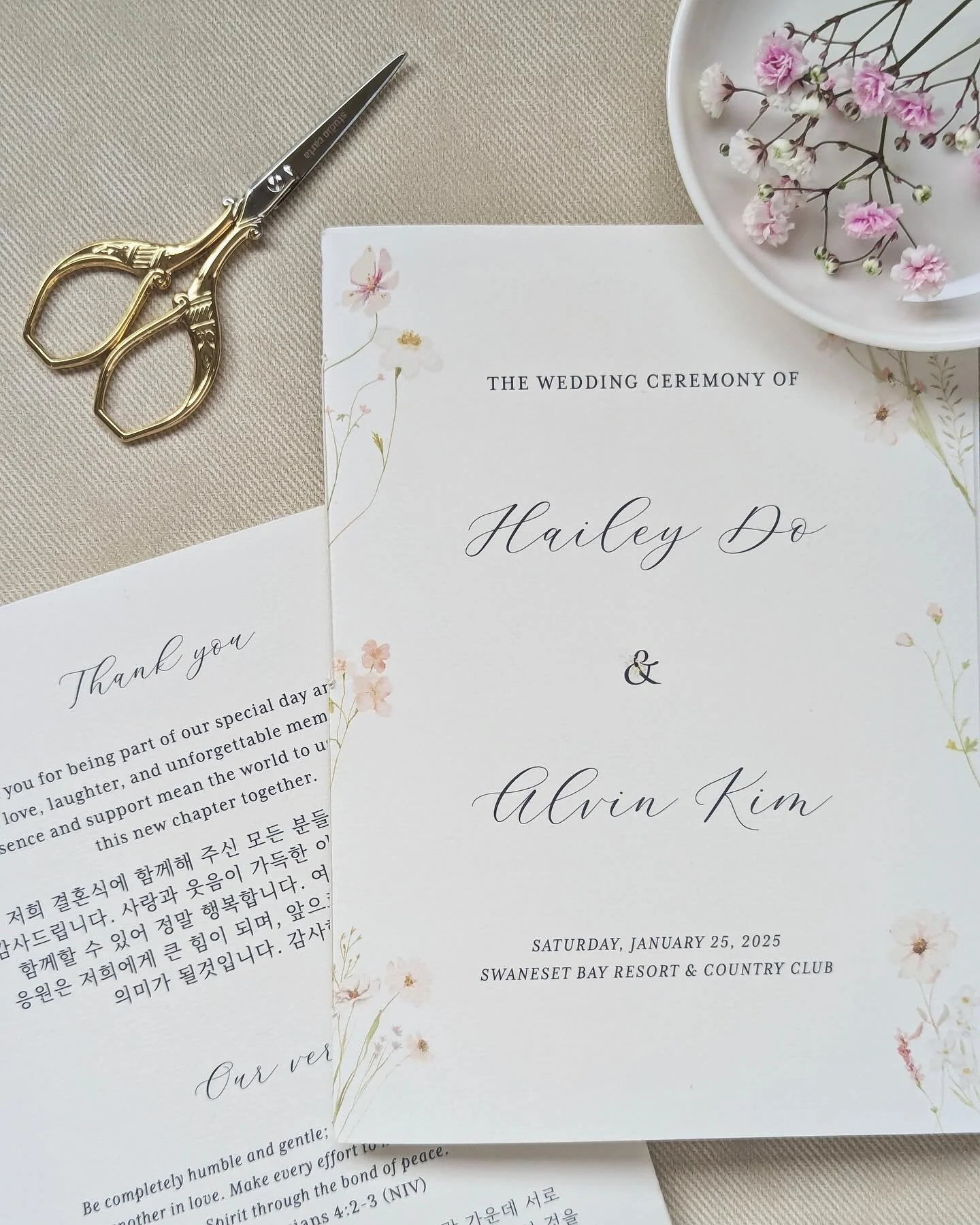 A beautiful start to 2025 with my first couple of the year! ✨

Here&rsquo;s a sneak peek at some of their day-of stationery - starting with these hand-stitched ceremony programs, thoughtfully designed with an elegant, minimal, and whimsical touch.

A