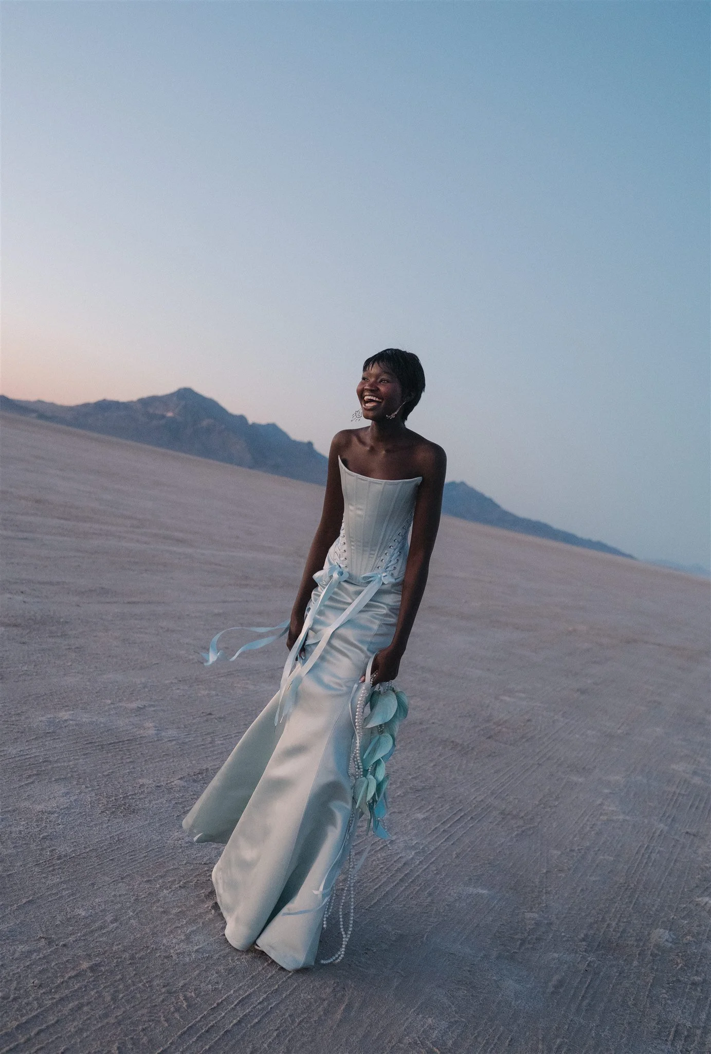 Utah Salt Flats Wedding_JustJess Photography_44.jpg