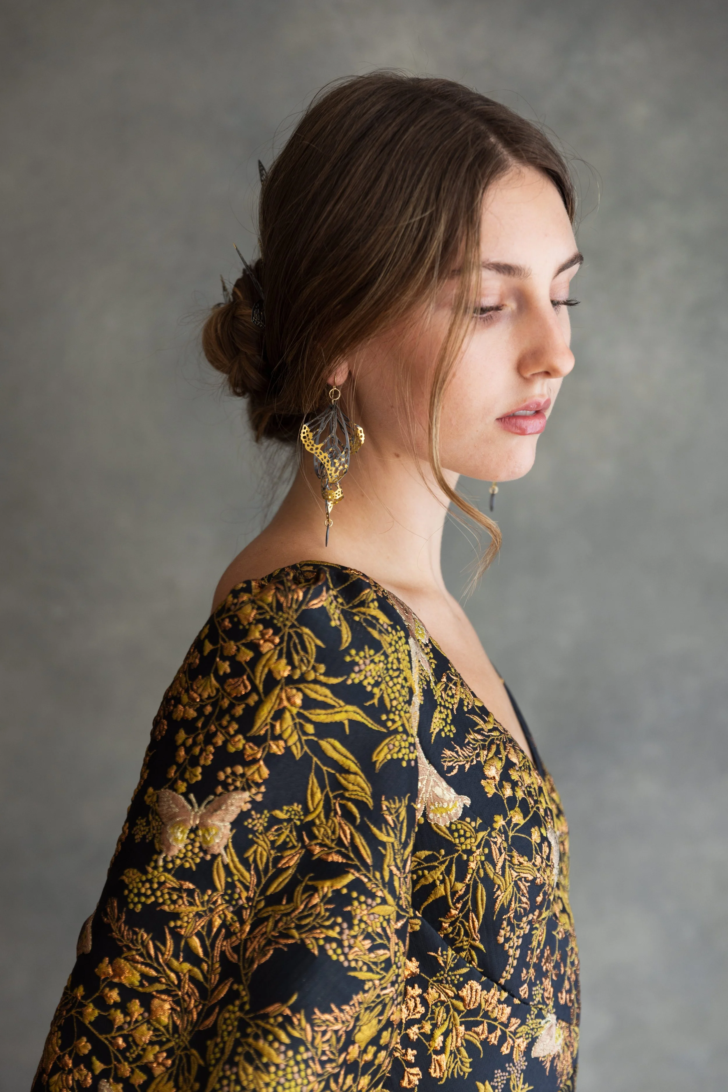 Overwinter Chandelier Earrings - Keum-Boo
