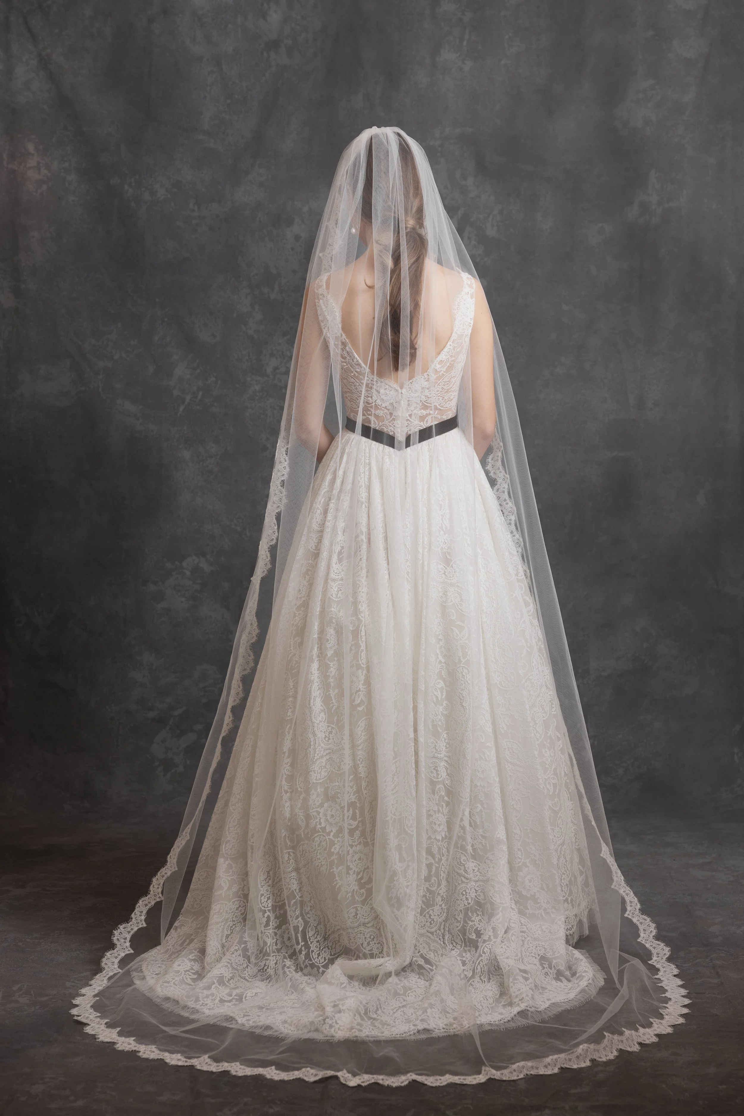 Marie Lace Veil