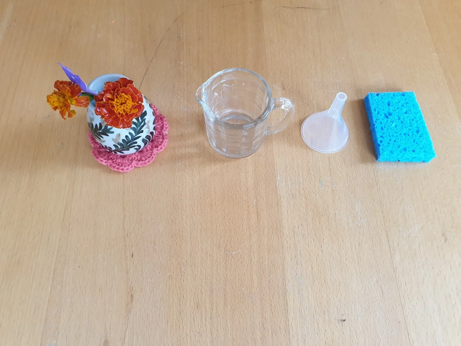 montessori practical life activity, child led, holistic learning at tesorini montessori toddler in noosa shire on the sunshine coast