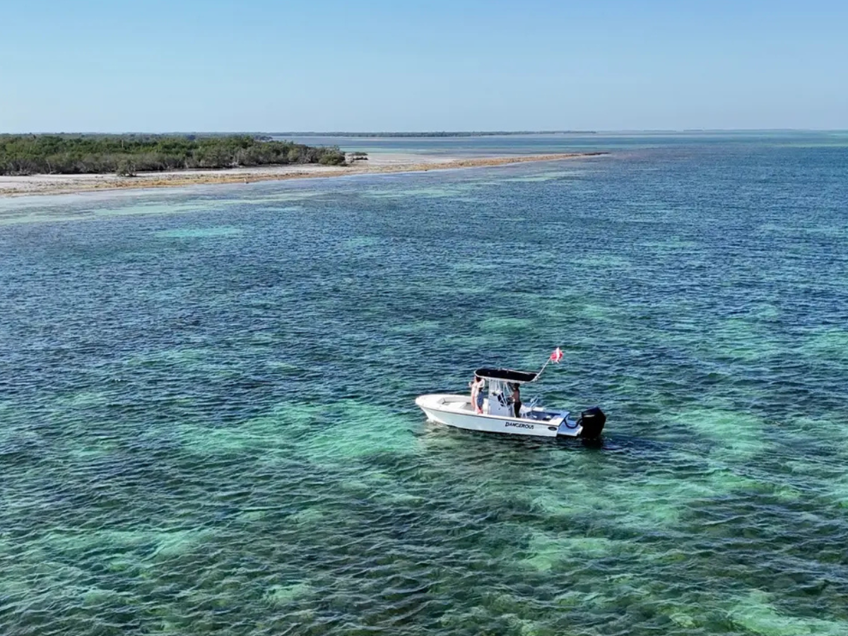 Private sandbar charter boat in the beautiful waters of Key West