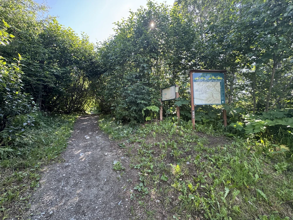 The Matanuska Peak trailhead off of Smith Road