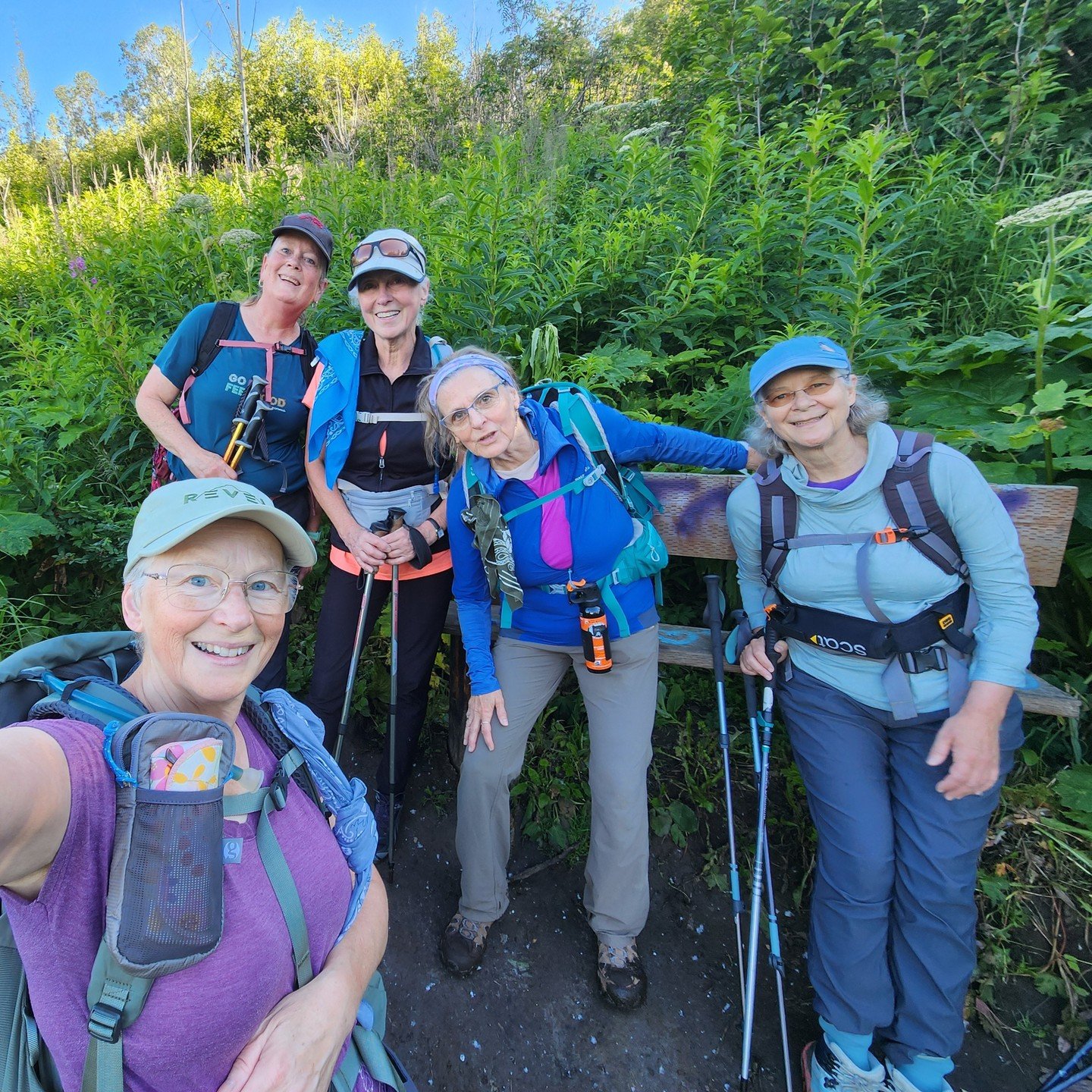 🤸🏻&zwj;♀️🌷Happy hikers from a recent Revel Adventure Club outing. Check out all of our upcoming events on our website reveltreksandtours.com. Just click the Locals tab!