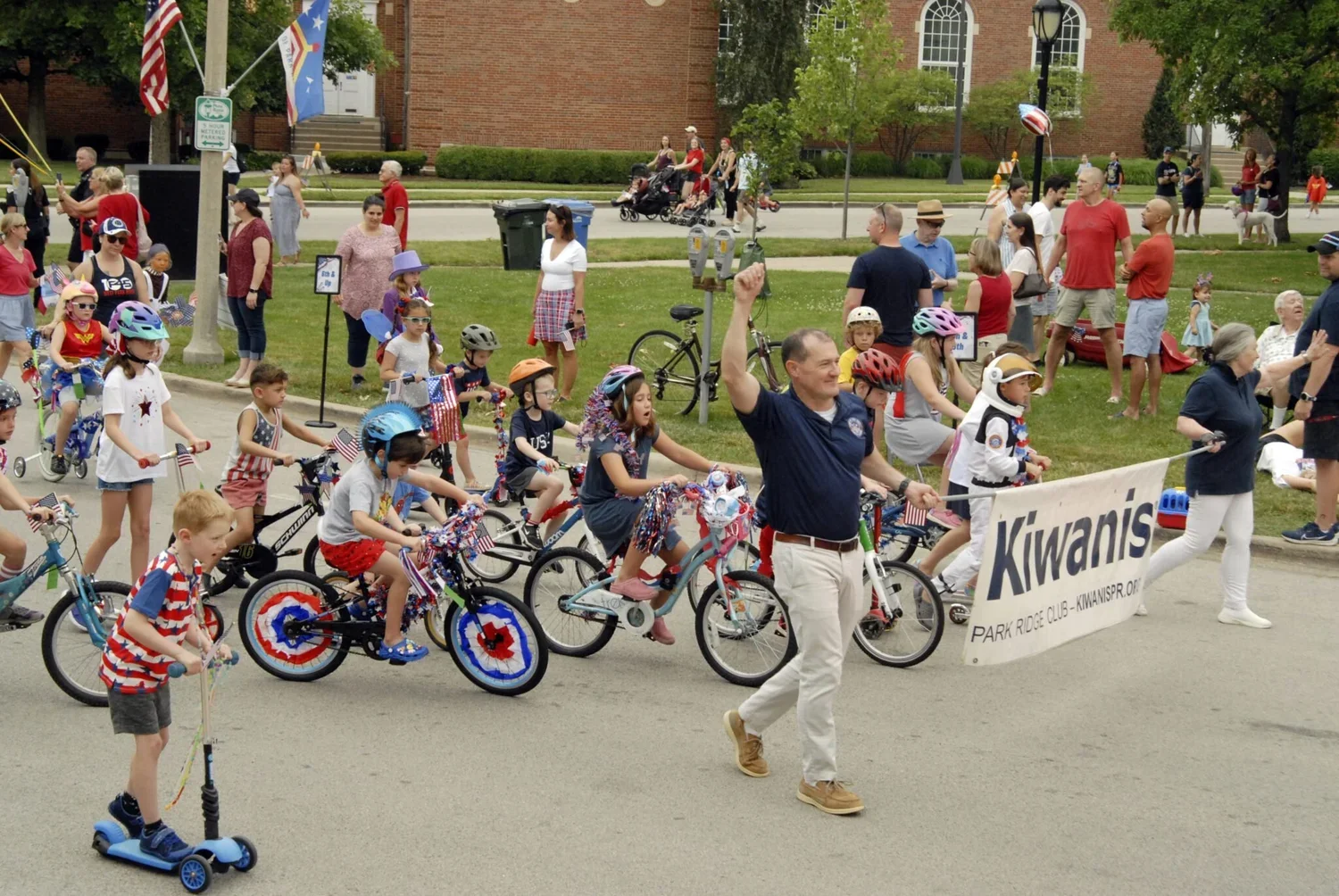 Kiwanis Club of Park Ridge - 4th of July Kidside Parade