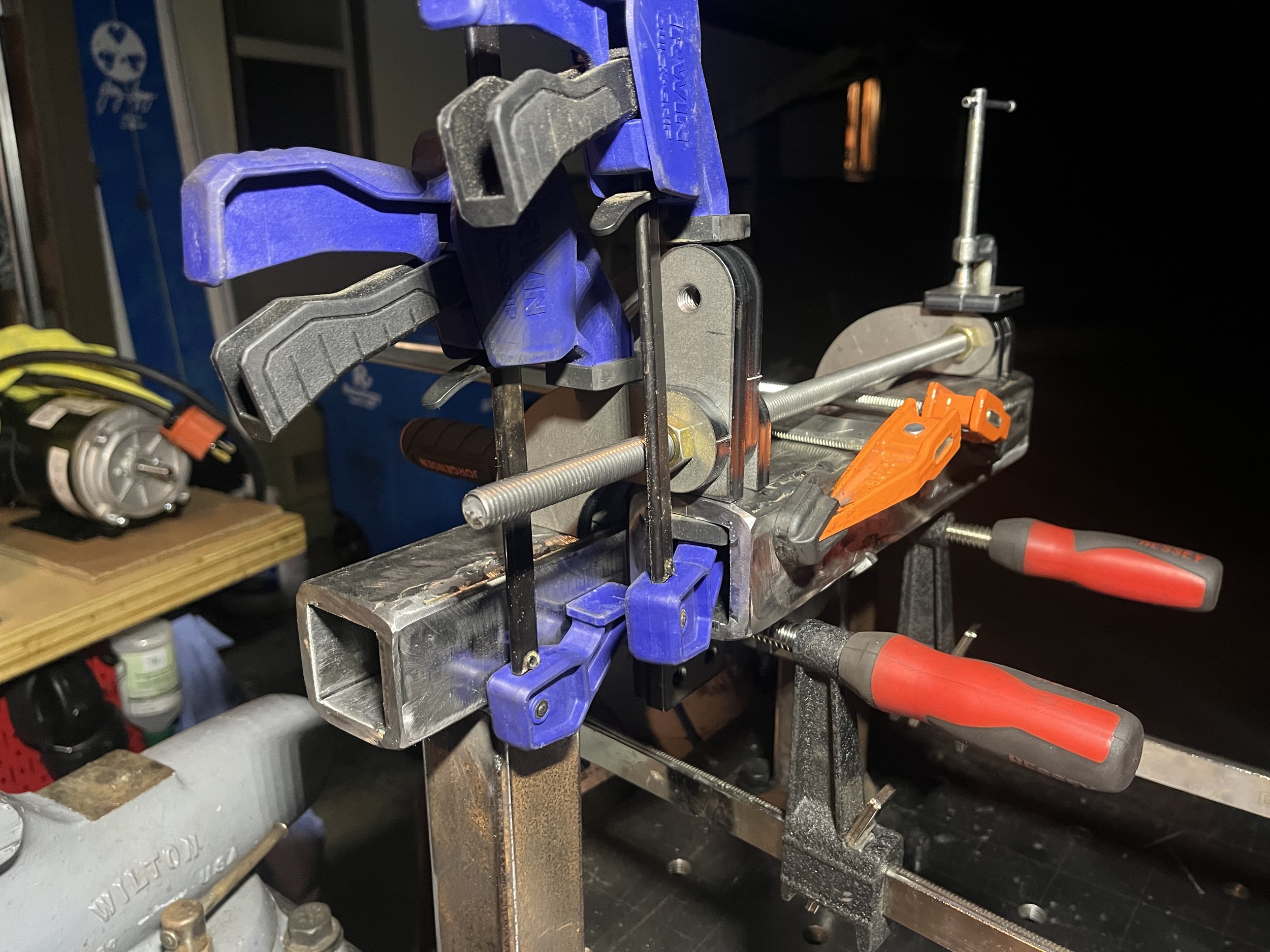 Clamping up the tubes and hinges for welding