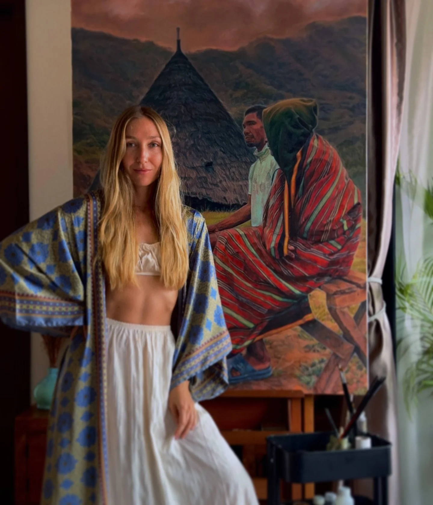 &ldquo;Everyone should hear this story!&rdquo;
That&rsquo;s what every person told me after seeing Land of Flores live at the latest exhibition and hearing about the wild and wonderful adventure behind how this painting came to life.

So, I&rsquo;ve 