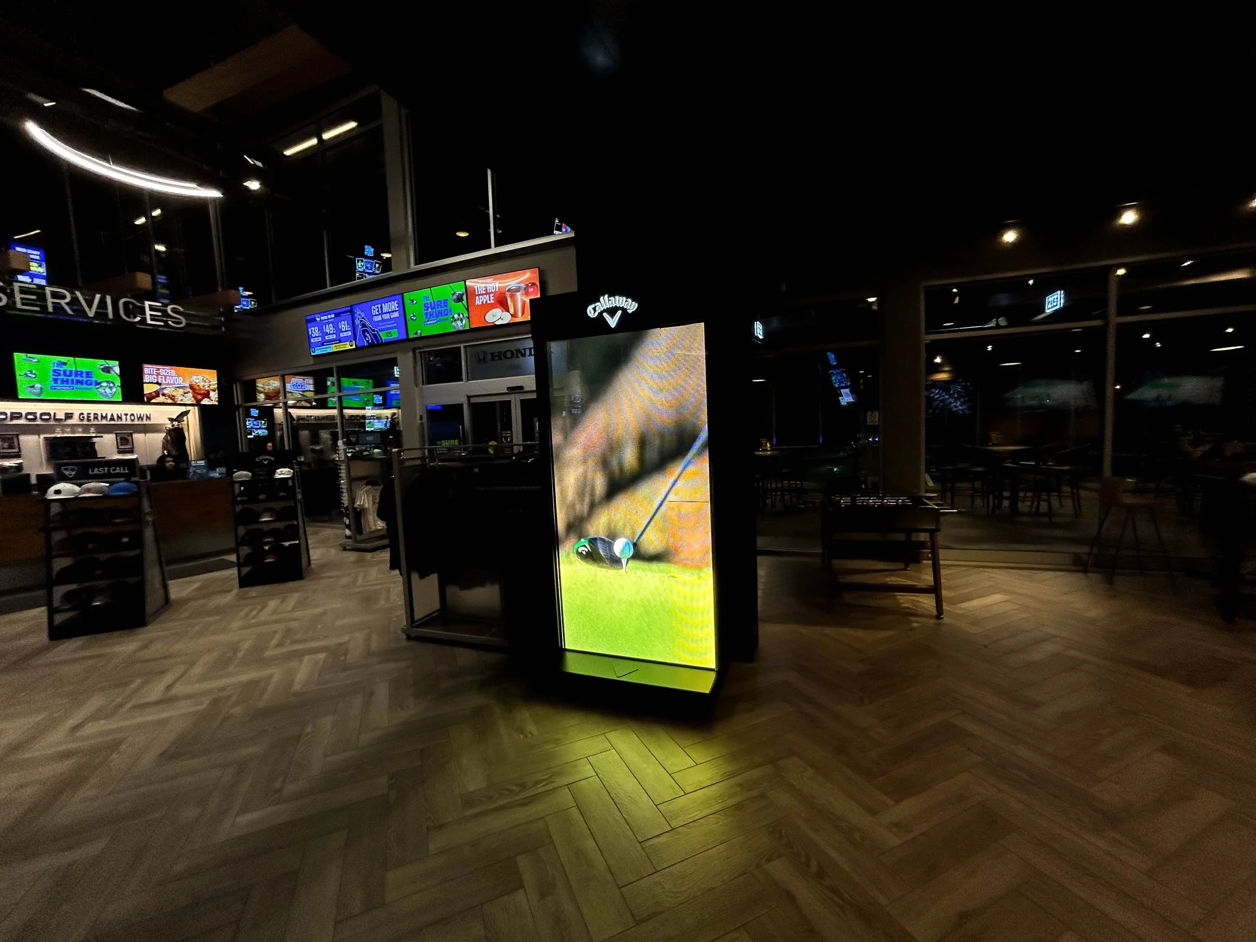 DIGITAL MONOLITH DISPLAY | CALLAWAY | TOPGOLF NATIONWIDE