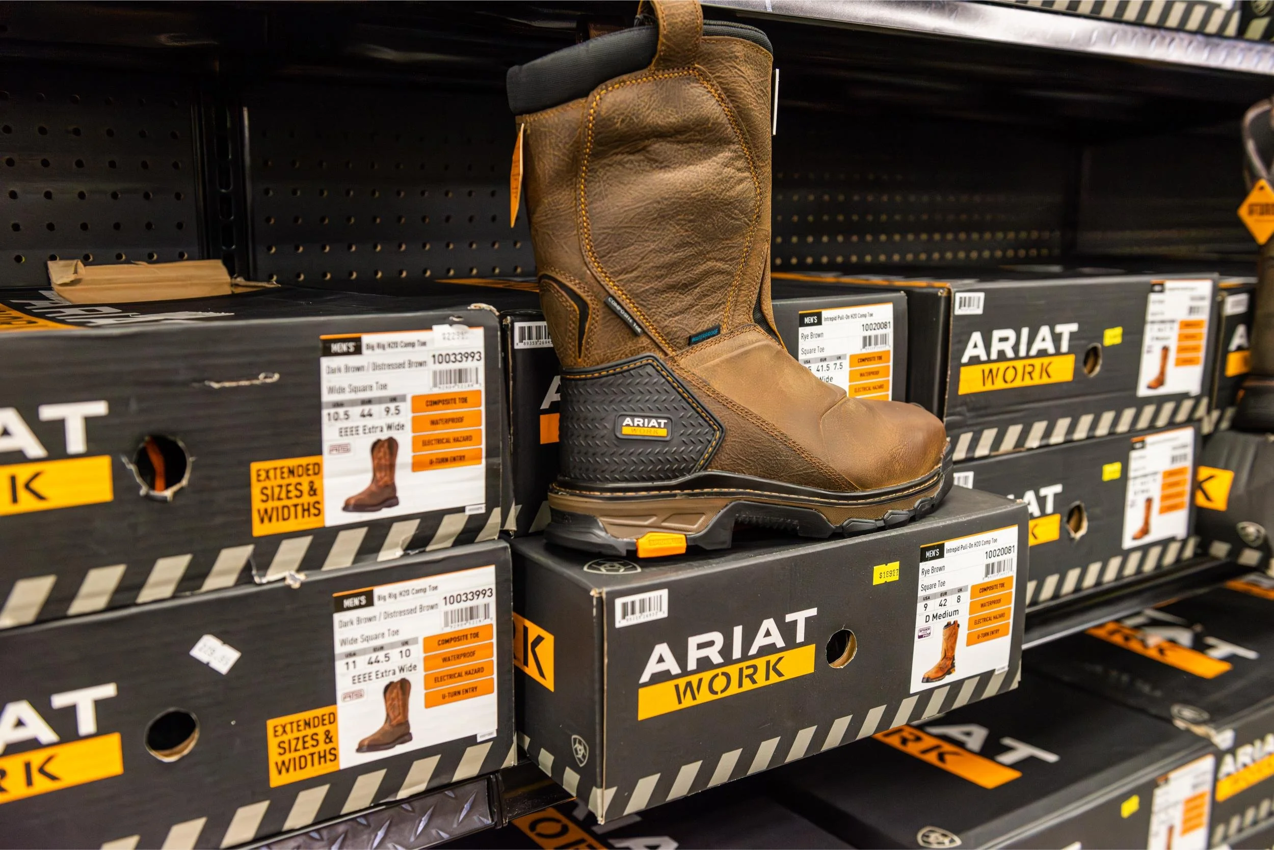ARIAT_ARIAT-WORK_Shop-In-Shop_Nationwide_15.jpg