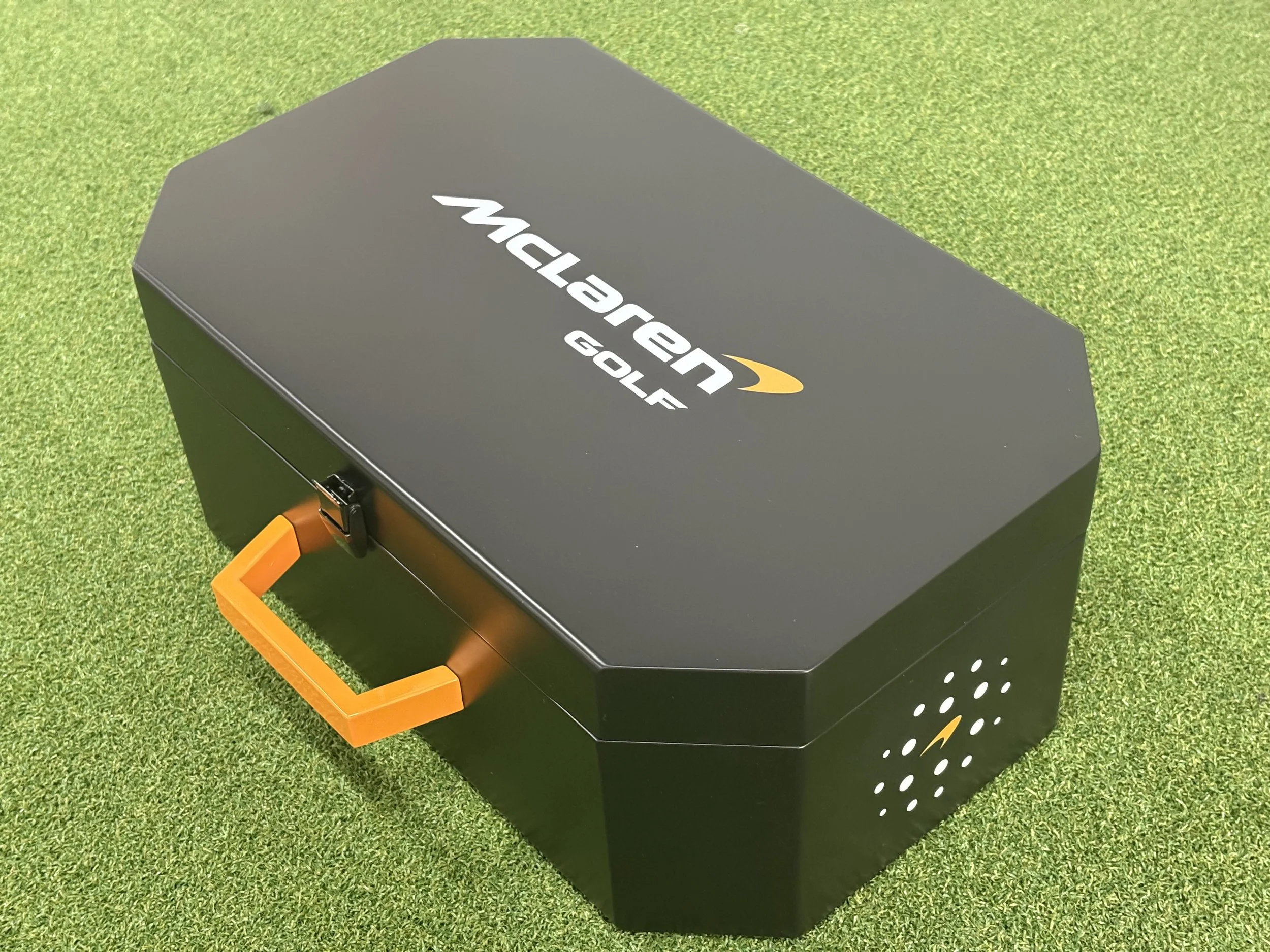 PORTER_MC-LAREN-GOLF_LARGE-FITTERS-BOX_1.jpeg