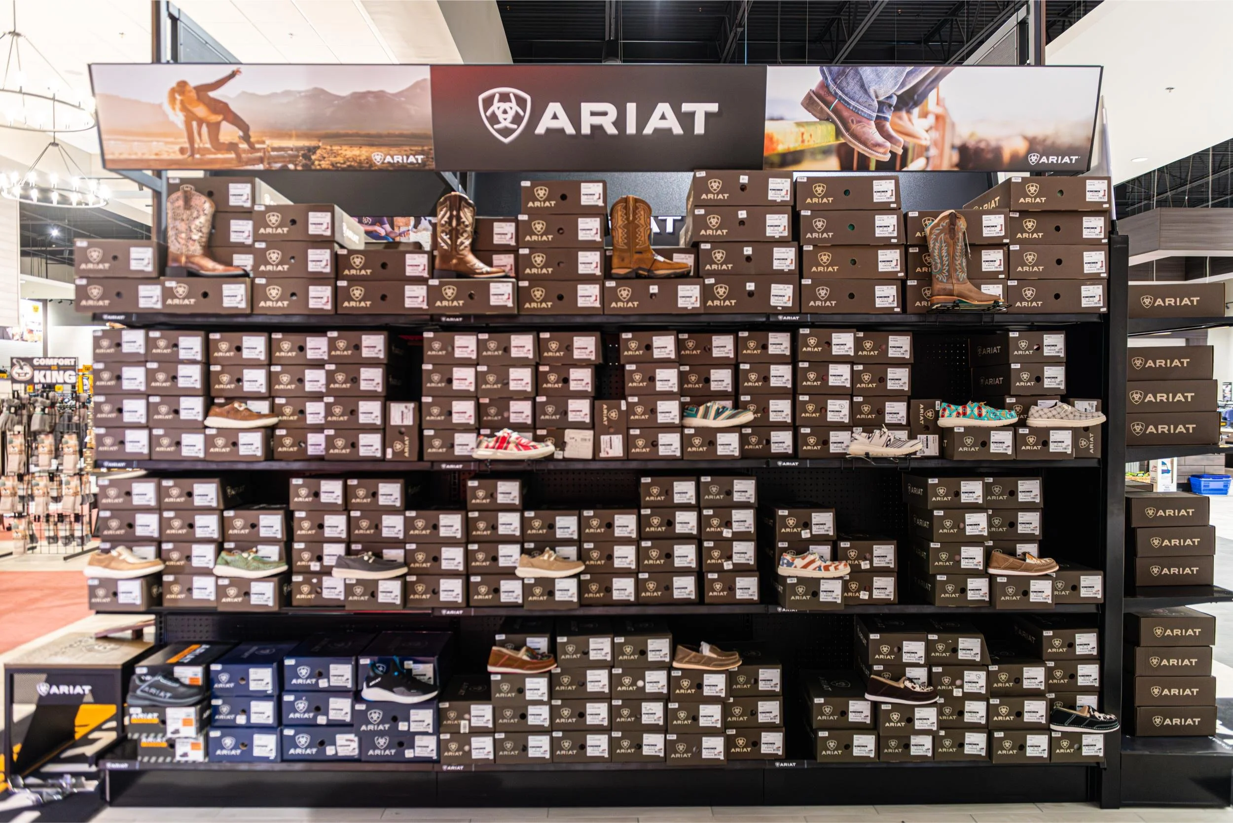 ARIAT_ARIAT-WORK_Shop-In-Shop_Nationwide_14.jpg