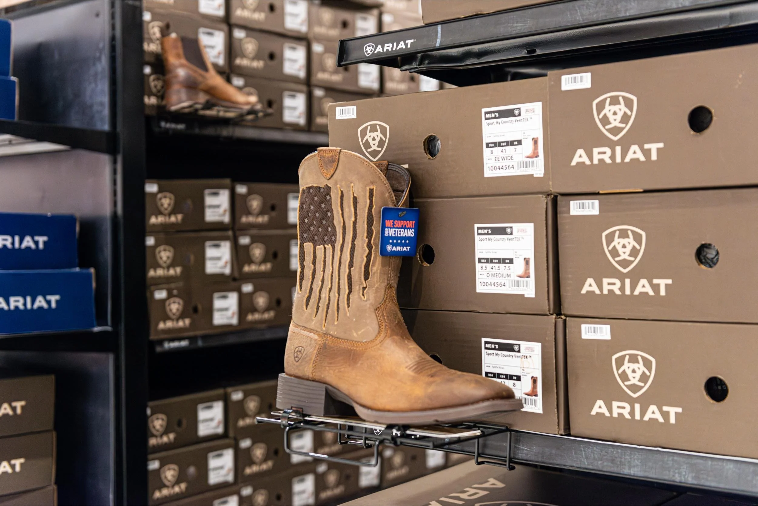 ARIAT_ARIAT-WORK_Shop-In-Shop_Nationwide_12.jpg