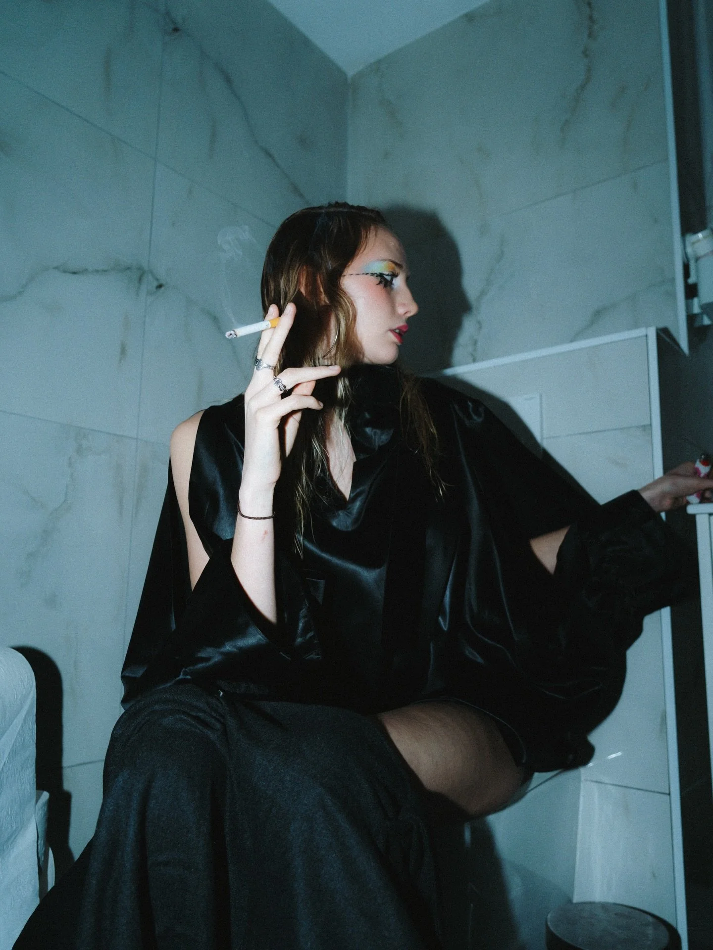 🔗🚬

Stylist @tpvandyck 
Mua @sarahvandromme 
Model @manon_props