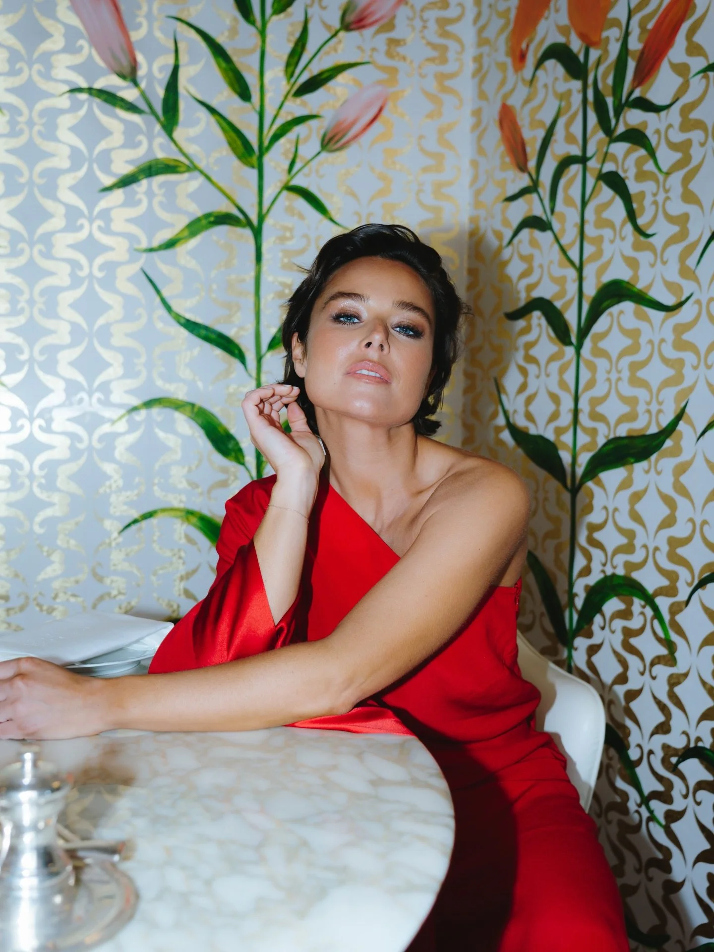 Shoot at @hoteldewittelelie for @cellablue with @oliviaburguet 📌