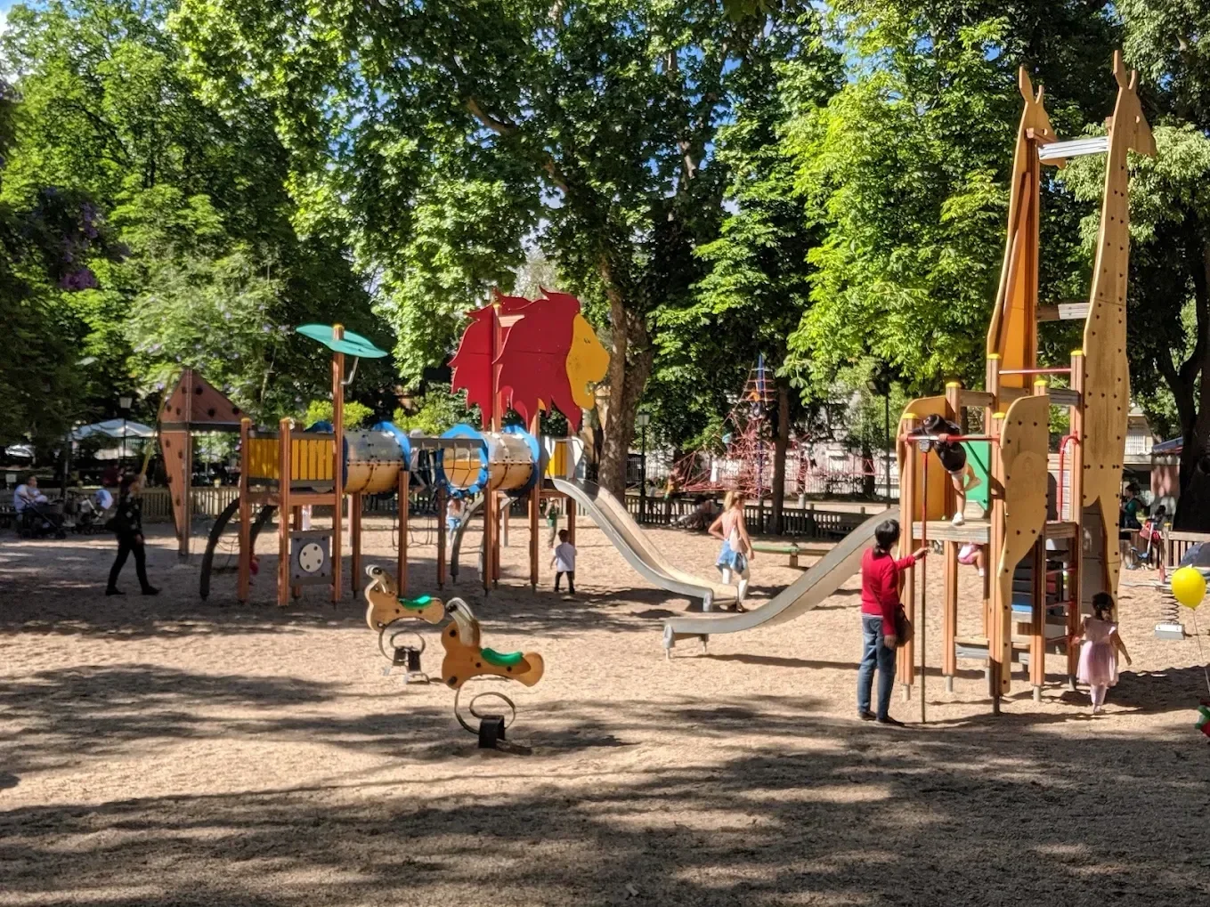 Jardim da Estrela playground near cafe Lisbon