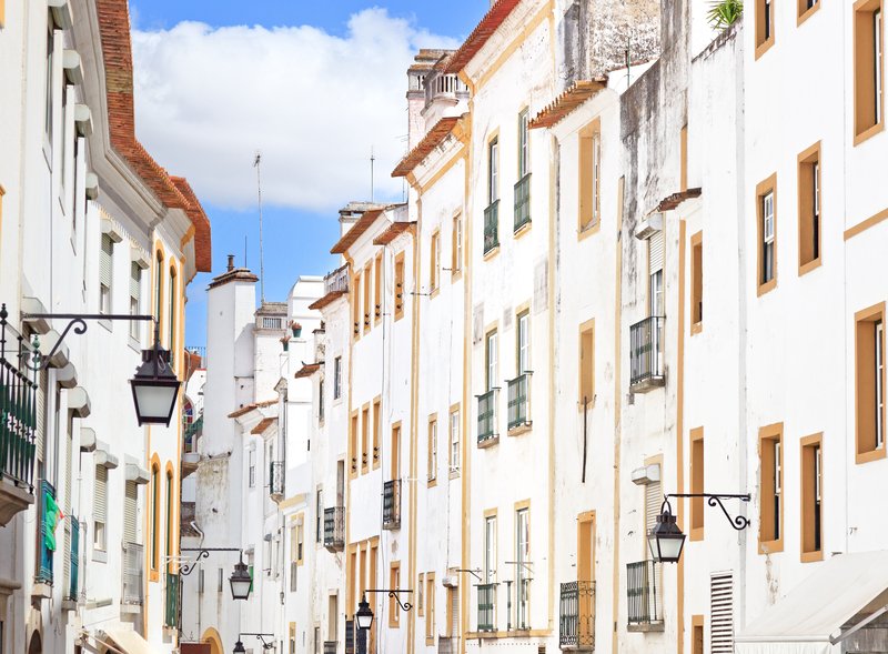 Évora Day Trip from Lisbon (Complete Itinerary + Travel Guide)