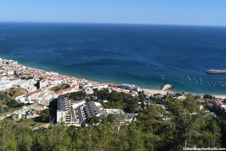 sesimbra-castle-view-praia-de-sesimbra-coastline-lisbon.webp