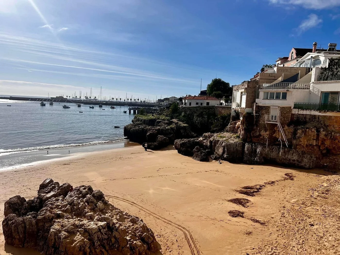 cascais-beach-marina-view-praia-da-rainha-lisbon-day-trip.webp